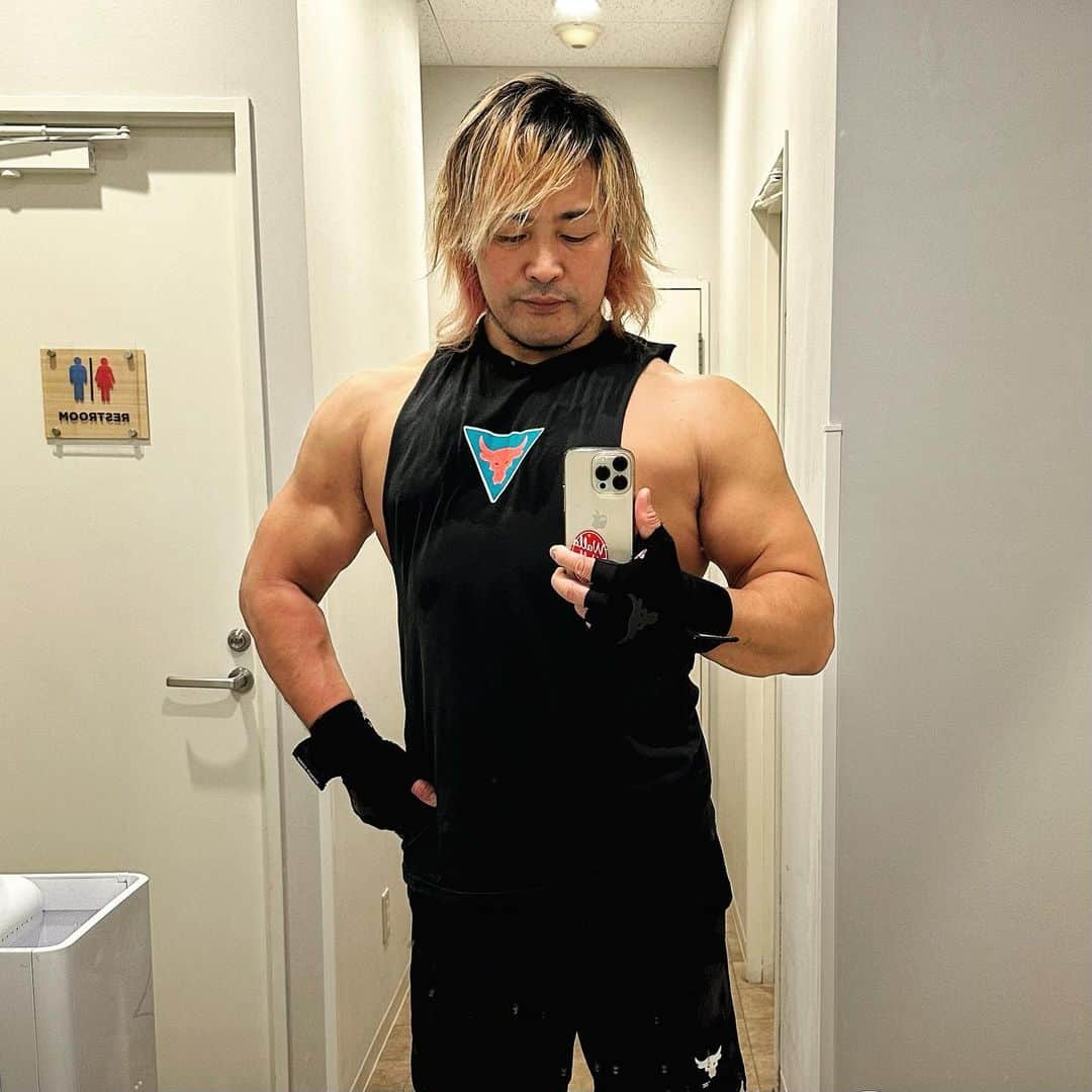 棚橋弘至さんのインスタグラム写真 - (棚橋弘至Instagram)「トレ終わり🍈  #肩トレ #shoulderworkout   今日は、リアから始めてみるという冒険を⚔️歩いて、ジムへ。1日で、けっこう歩きました👣  #anytimefitness」9月15日 22時12分 - hiroshi_tanahashi