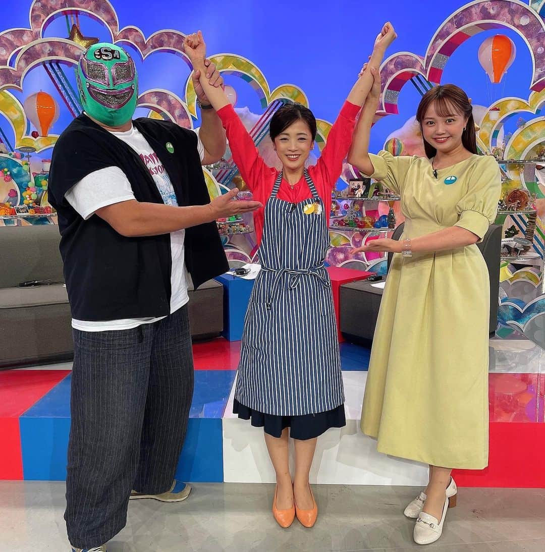 一条もんこのインスタグラム：「【テレビ出演】 明日9/16(土)午前10時25分〜 NST新潟総合テレビ『八千代コースター』ゲスト出演します。  今回は初の調理コーナーです❣️もちろんカレーです！！ 是非ご覧くださいませ😍 #八千代コースター#NST新潟総合テレビ#出演#新潟#新潟県#ゲスト出演#カレー#curry#カレーレシピ#レシピ紹介#調理コーナー#スパイスカレー#スーパーササダンゴマシン#長谷川珠子#一条もんこ」