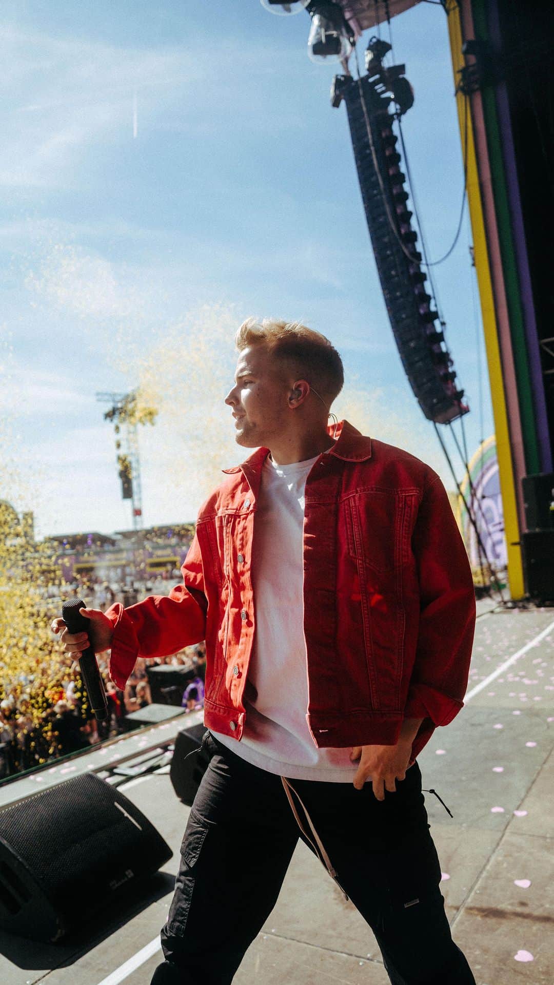 Kayefのインスタグラム：「Wie viele Leute waren das bitte? 😍🙌🏻」