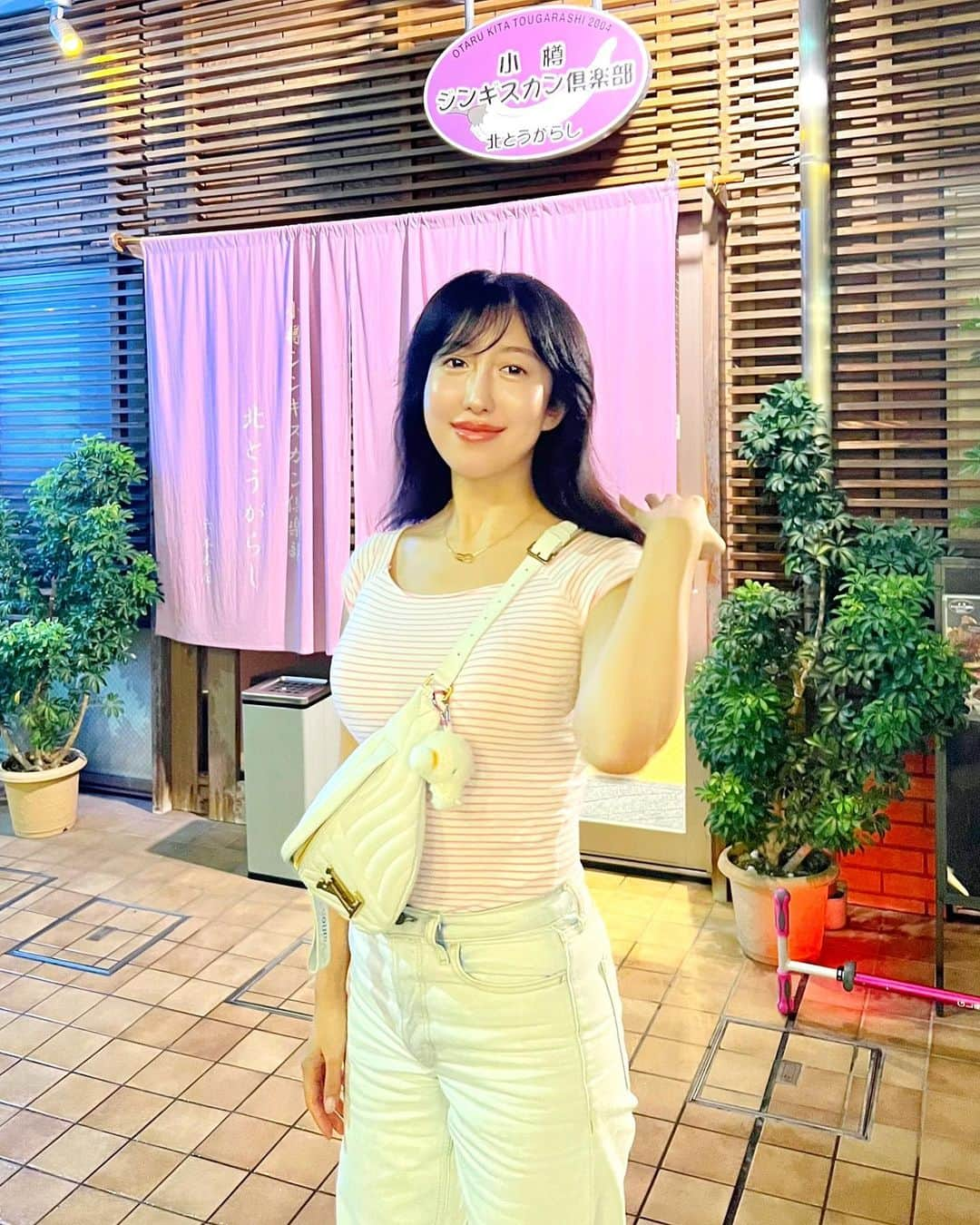 井上茉倫（月神まりな）さんのインスタグラム写真 - (井上茉倫（月神まりな）Instagram)「こんばんは！  夏の疲れが一気にきてるのか 最近 頭痛から始まり 食欲がなく それを心配して道産子仲間が ジンギスカン連れてってくれました✨  ジンギスカンは道産子の味方🤘🏻 イクラご飯に乗せたのは初めて😳  皆さんも季節の変わり目に 気をつけてくださいね🌿」9月15日 22時52分 - inoue_marin