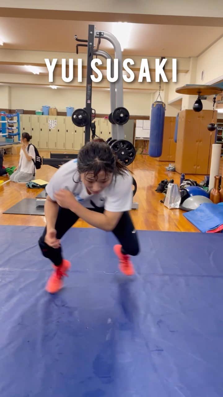 須崎優衣のインスタグラム：「World champion Yui Susaki training for @unitedworldwrestling 🤼‍♀️ Good luck a Yui @yui106301susaki ❤️」