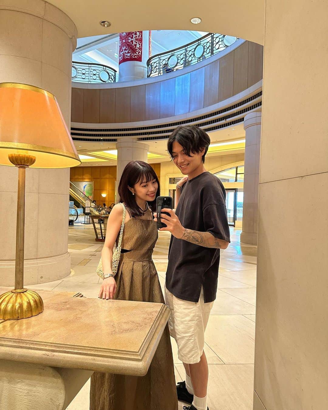 mizukiさんのインスタグラム写真 - (mizukiInstagram)「きれいめワンピース着て 過ごした日の🦋💕 バックスタイルが可愛いの。 @stylevoice_official  ㅤㅤㅤㅤㅤㅤㅤㅤㅤㅤㅤㅤㅤ ホテルにいる時は何コーデもしたくなる💬🫖🩷 ㅤㅤㅤㅤㅤㅤㅤㅤㅤㅤㅤㅤㅤ #ワンピース#stylevoice#stylevoiceforxxx」9月15日 22時54分 - mizukidrop
