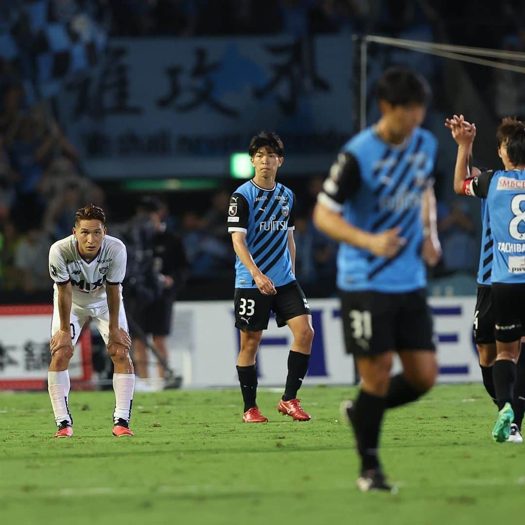 FC東京オフィシャルグッズさんのインスタグラム写真 - (FC東京オフィシャルグッズInstagram)「🔵🔴 𝙁𝙐𝙇𝙇 𝙏𝙄𝙈𝙀 #多摩川クラシコ  2023明治安田生命J1リーグ第27節 #川崎フロンターレ 1-0 #FC東京  得点を奪うことができず敗戦。  平日のナイトゲーム、それぞれの場所から大きなサポートをありがとうございました。 @fctokyoofficial  #FC東京 #fctokyo #tokyo」9月15日 22時56分 - fctokyoofficial