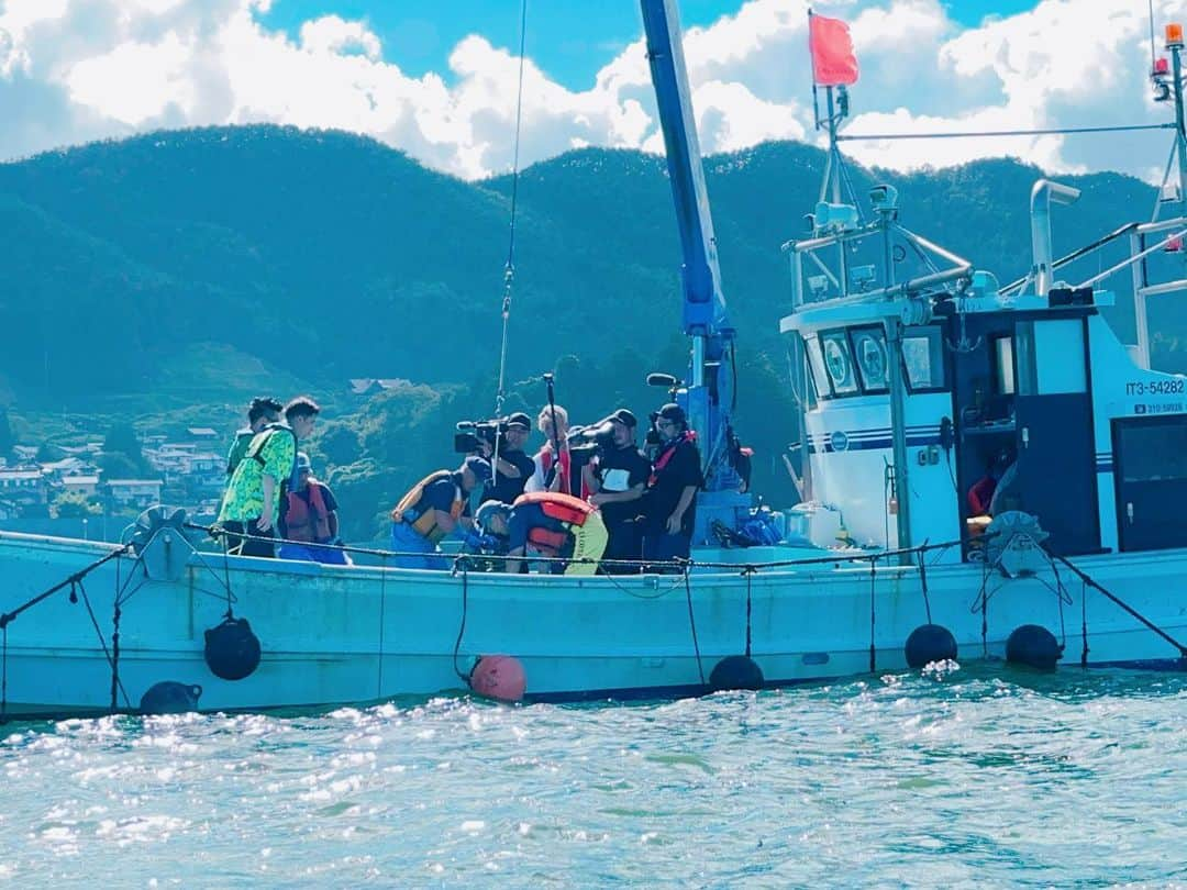 木村昴さんのインスタグラム写真 - (木村昴Instagram)「満天⭐︎青空レストラン 大輔さんと漁船で海へ！ほっぺた吹き飛ぶ美味さのイシカゲ貝をいただきました☺️✨  放送は9月16日(土)よる6:30からです。お楽しみに！」9月15日 22時59分 - kimura_subaru