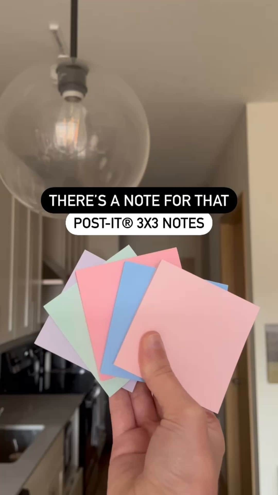 ポスト・イットのインスタグラム：「They're a classic for a reason 🙌 How do you use our 3x3 notes? 👇 #postitnotes #postit #dailyreminder #positiveaffirmations #todolist」