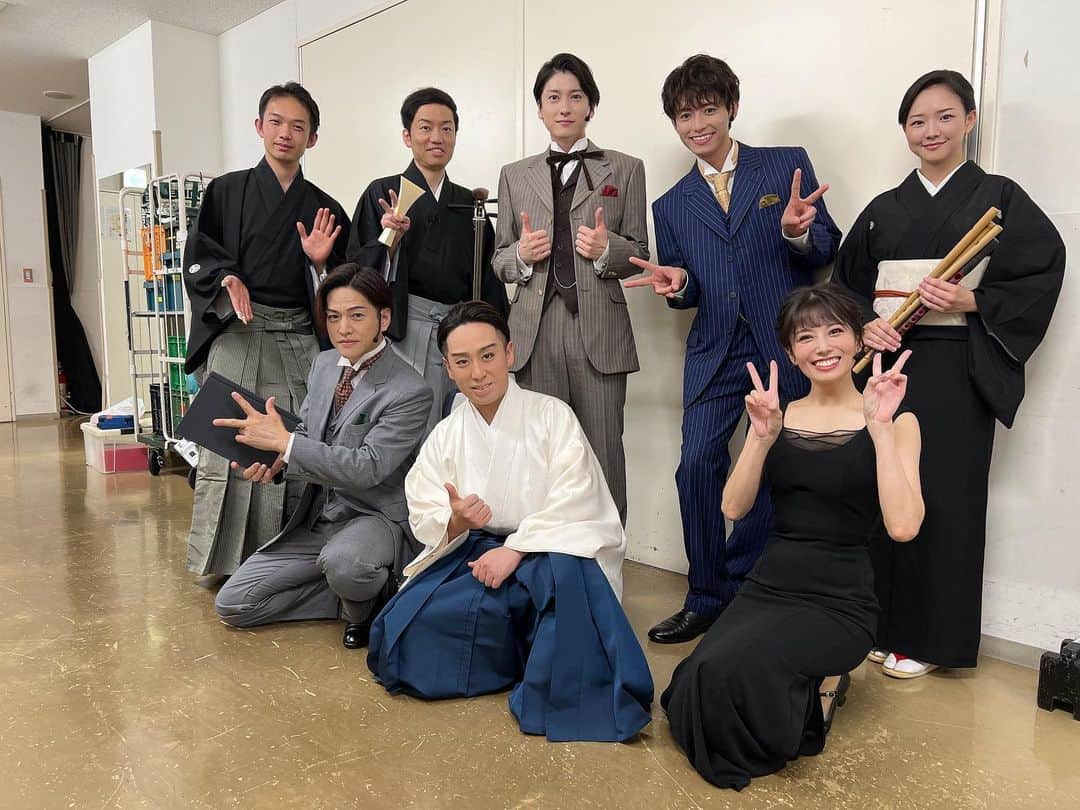 山本一慶のインスタグラム：「「窯変 源氏物語-夕顔-」  無事に初日を迎えましたー✨ 18日まで公演いたしますので！ 是非！ご観劇にいらしてください😊✨✌️  #山本一慶」