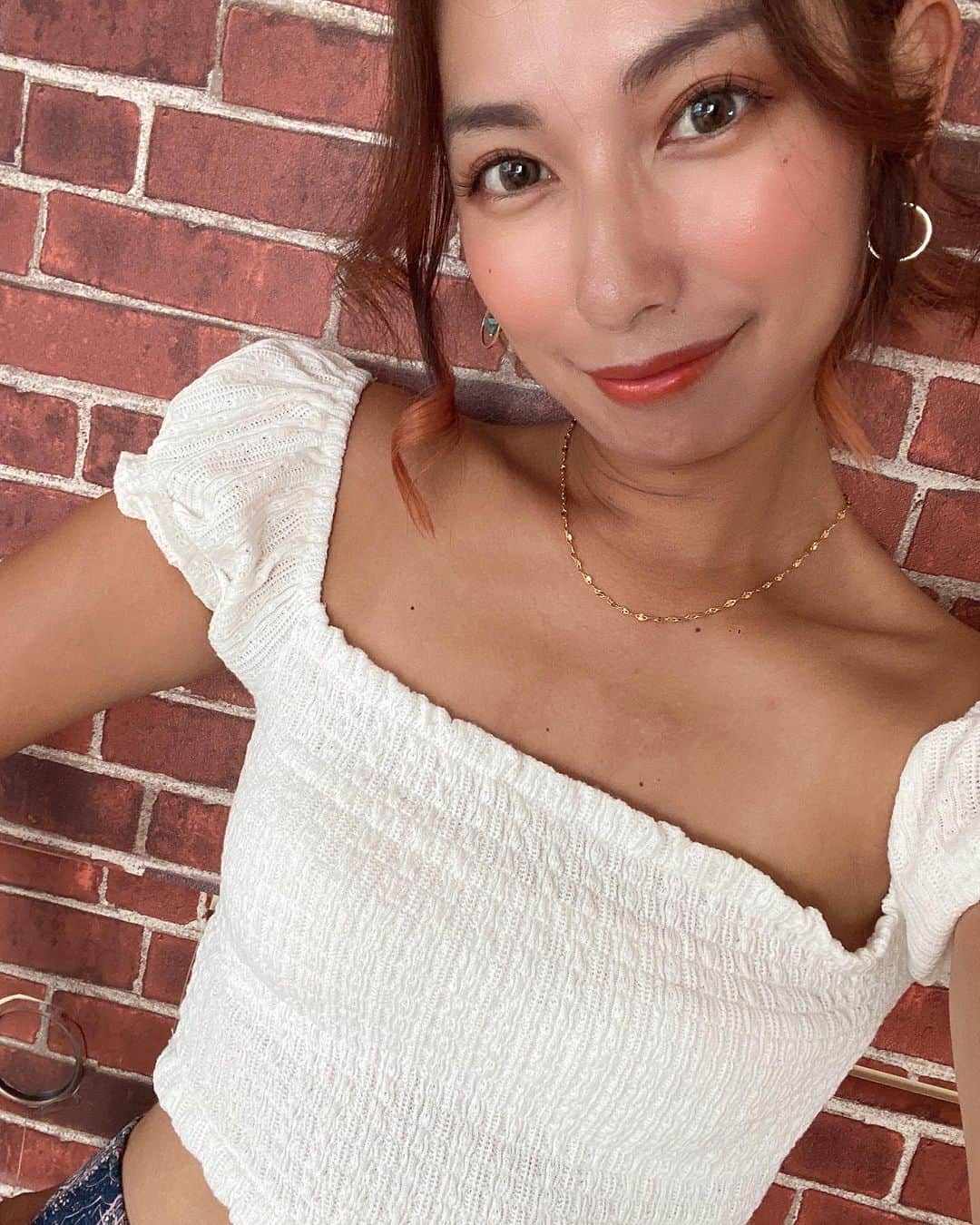 エマ中岡優姫のインスタグラム：「気分上げに行ってきます🥳」