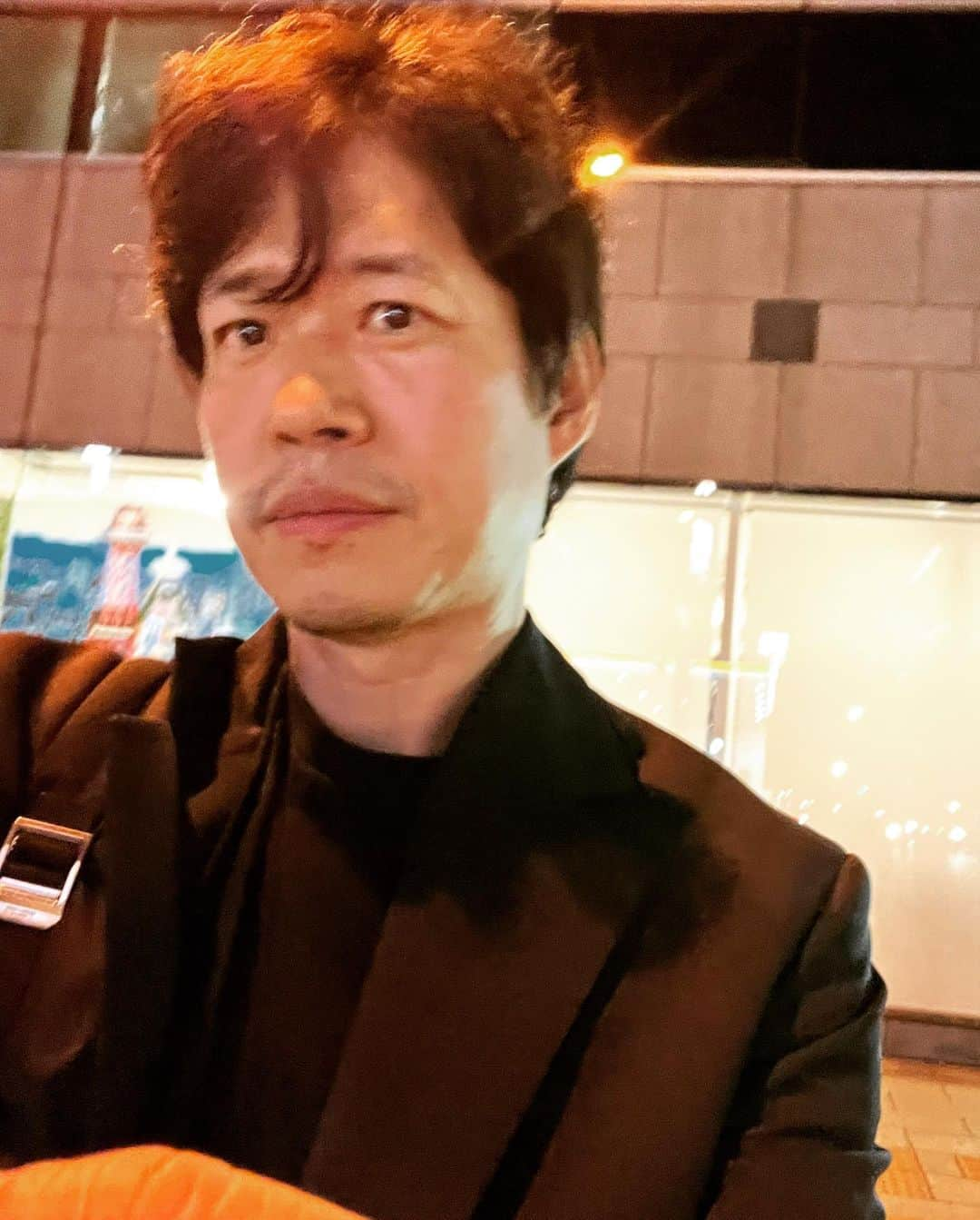 ユ・ジュンサンのインスタグラム：「가을   #yujunsang  #여행을대신해드립니다  #kdrama」