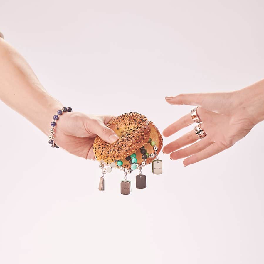 KLASSE14のインスタグラム：「Stay Hungry! 🍔 #stonegem #klasse14 #ordinarilyunique #bracelet #ootd」
