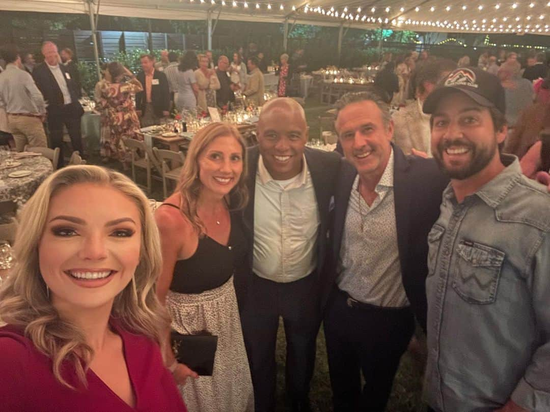 デヴィッド・アークエットのインスタグラム：「I had a wonderful night celebrating the brilliant work @uprisenashville does in our community by teaching and mentoring people into stable careers with dignity and heart. Thank you @marius.payton Susan Payton @johnbcrist and @lyfeoflyd for a wonderful night at @lovelesscafe」