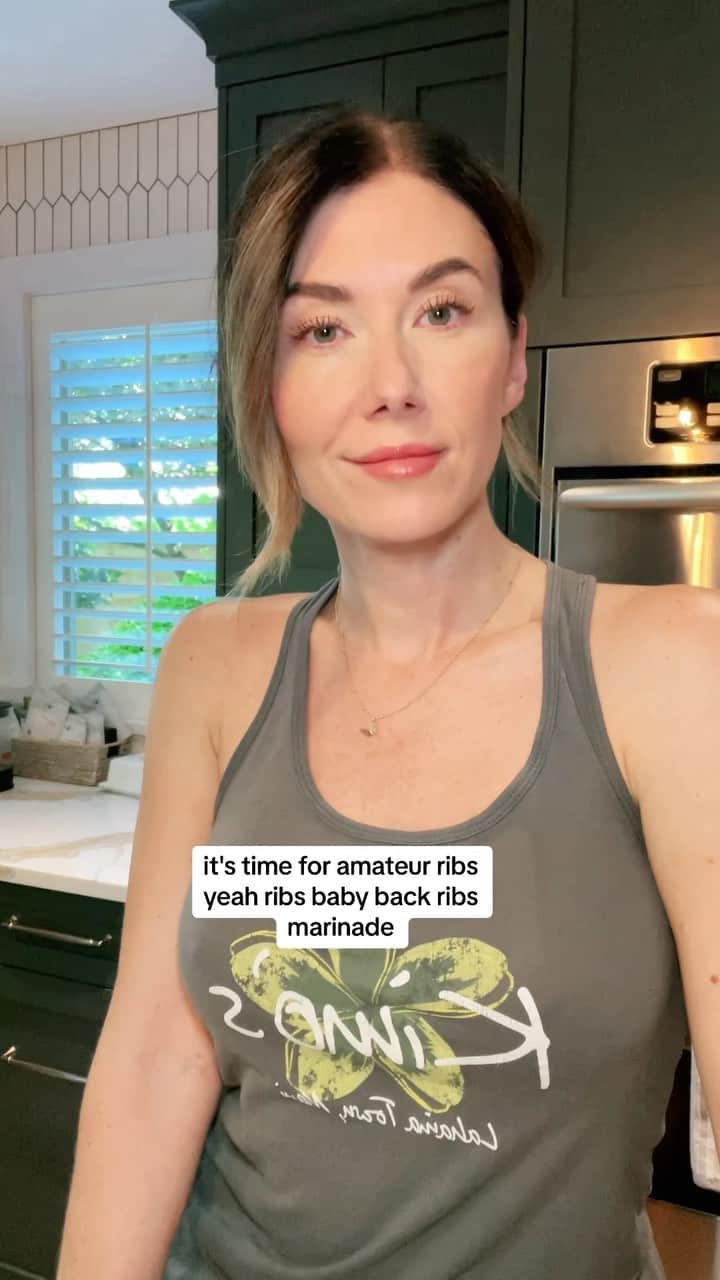 のインスタグラム：「Anyone else get turned on by baby back ribs or just me? #amateurkitchen」