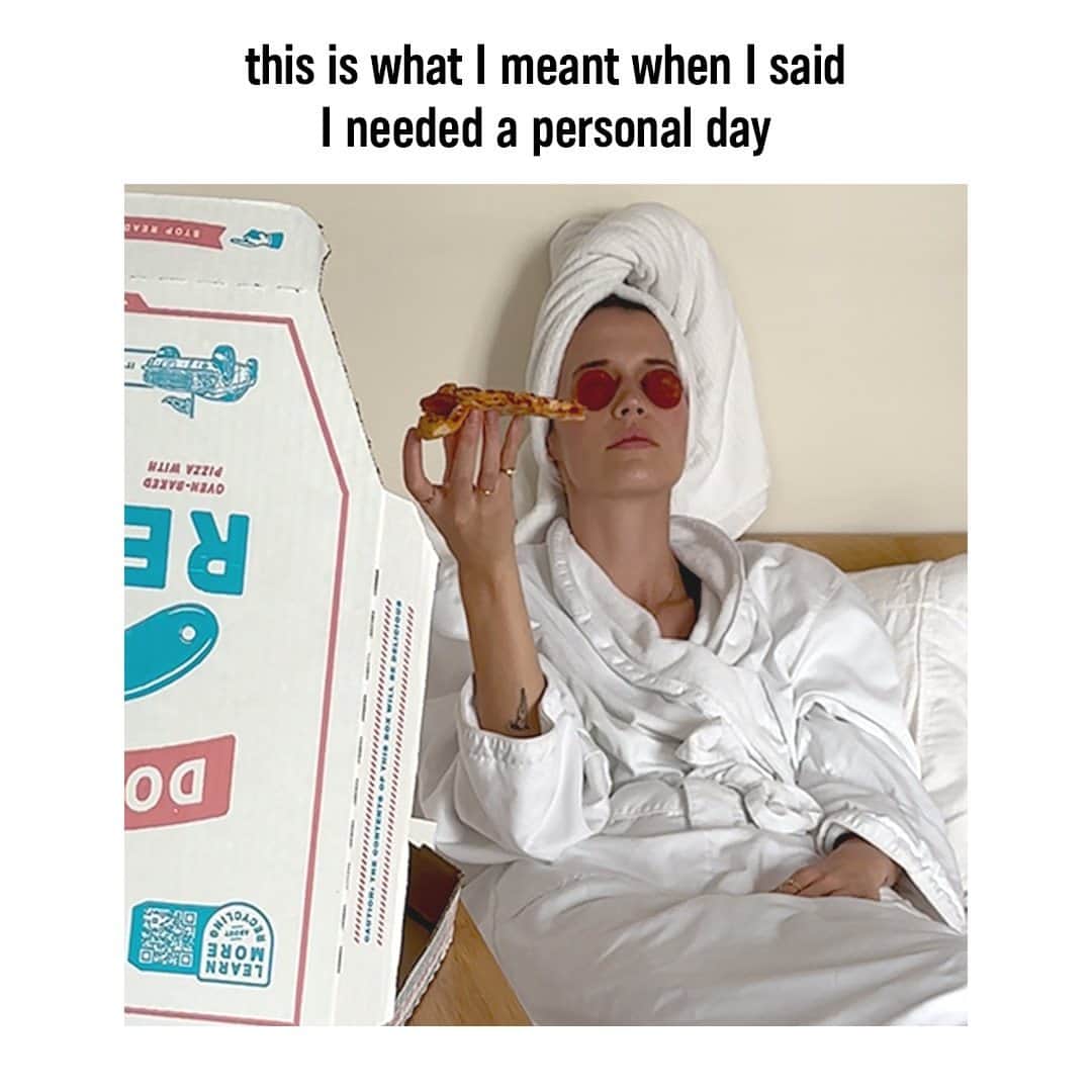 Domino's Pizzaのインスタグラム：「mentally i am here.」