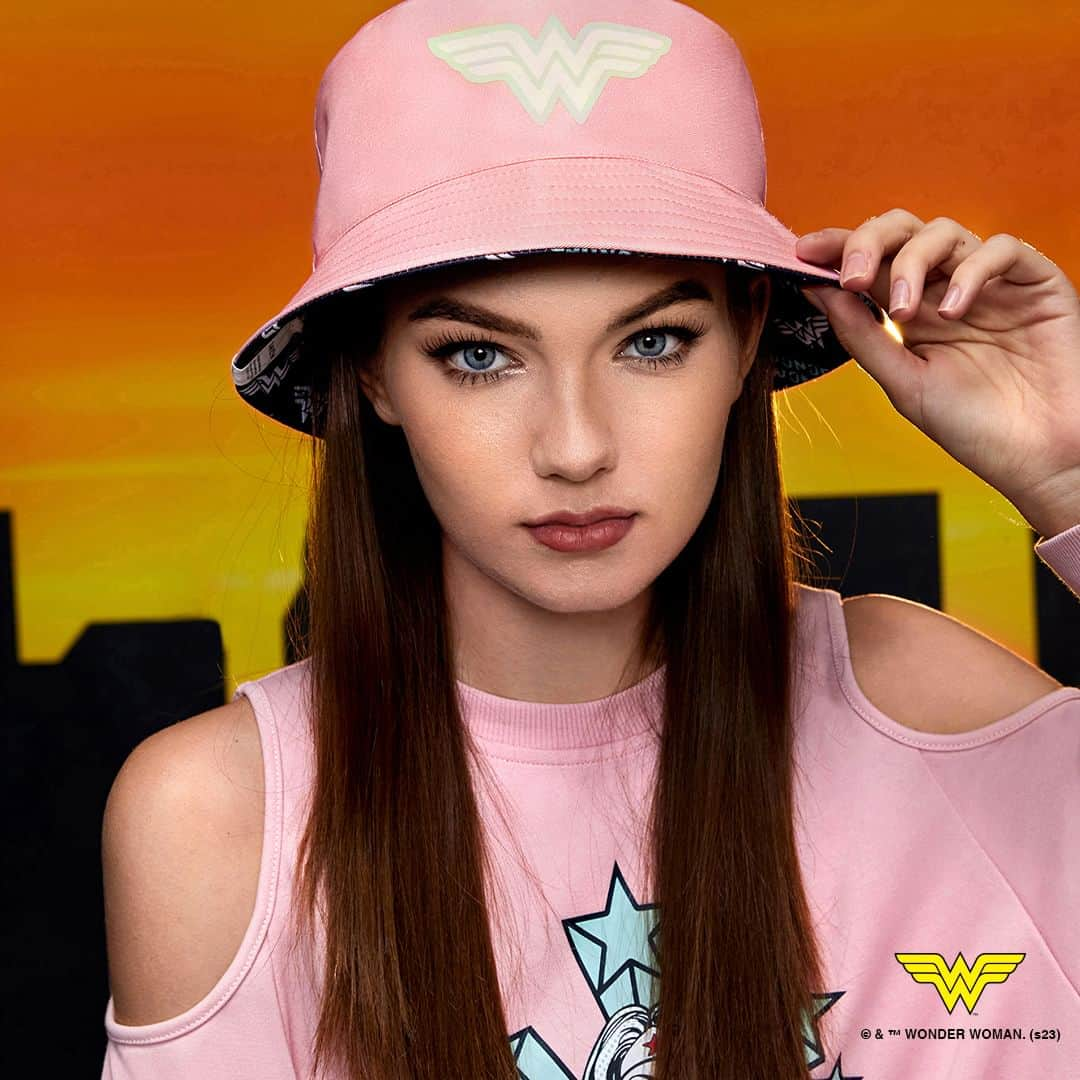 SHEINさんのインスタグラム写真 - (SHEINInstagram)「Feel bold, beautiful, and unstoppable with the Wonder Woman x SHEIN collection！ 🔍 Search "Wonder Woman" on SHEIN to view it all!  #WONDERWOMANXSHEIN #WONDERWOMAN #SHEIN #SHEINCollabs  *P.S. Only available on US/CA/MX/BR/CL/MY/TH/PH/SG/JP/TW/ASIA/AU/NZ/ZA/IL/AR/BH/OM/KW/QA/SA/UAE/MA/EG/UK/FR/DE/IT/ES/NL/PL/PT/SE/CH/EUR/EUQS/VN」9月16日 2時00分 - sheinofficial