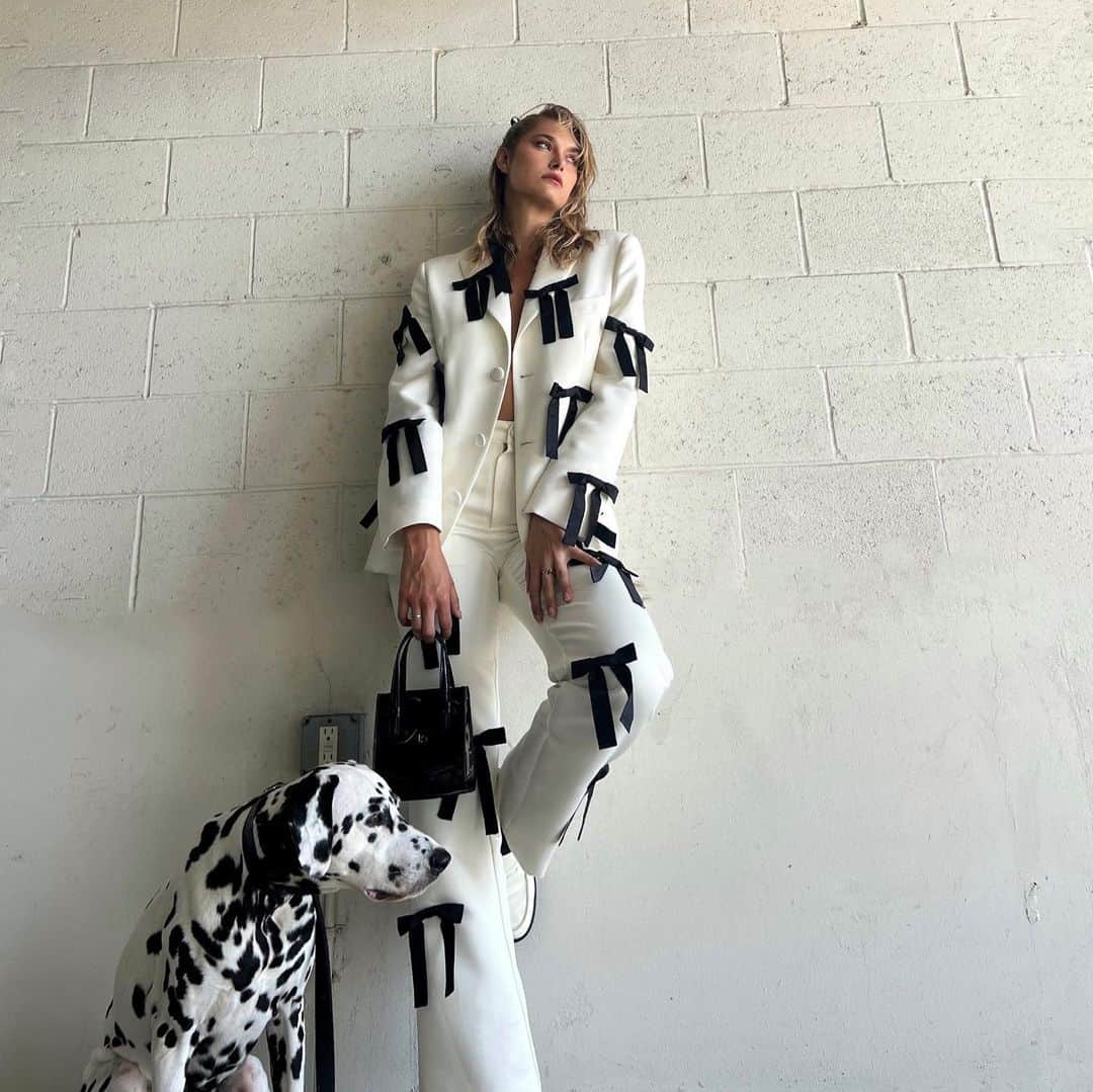 Monica Aksamitさんのインスタグラム写真 - (Monica AksamitInstagram)「spots but make it bows @tanner.fletcher #tannerfletcher」9月16日 2時12分 - monicaaksamit