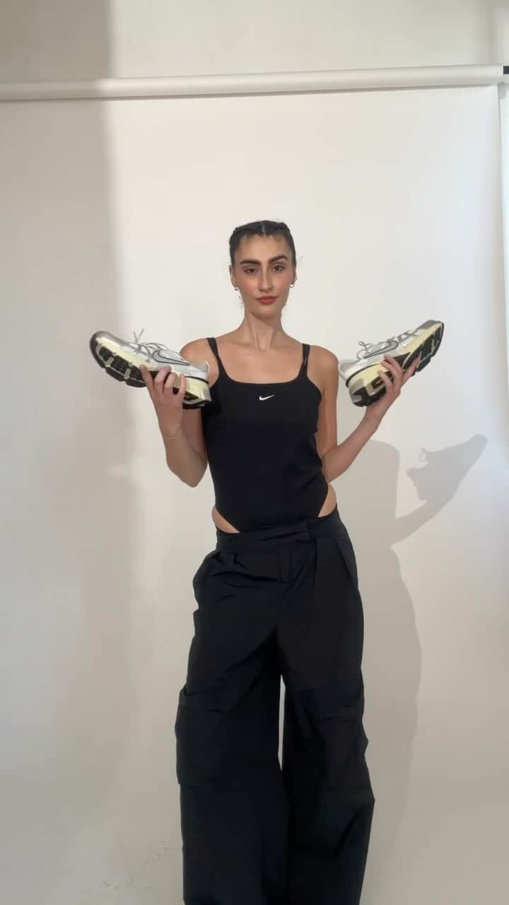 Nylon Magazineのインスタグラム：「@viennaskye shares how to style her go-to looks (goth girl 🤝 gorpcore) with @nikewomen #teamnike」