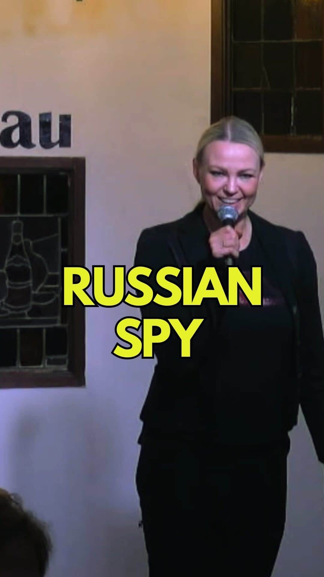 イリナ・ヴォロニーナのインスタグラム：「Russian Spy exposed #standupcomedy #russianspy」