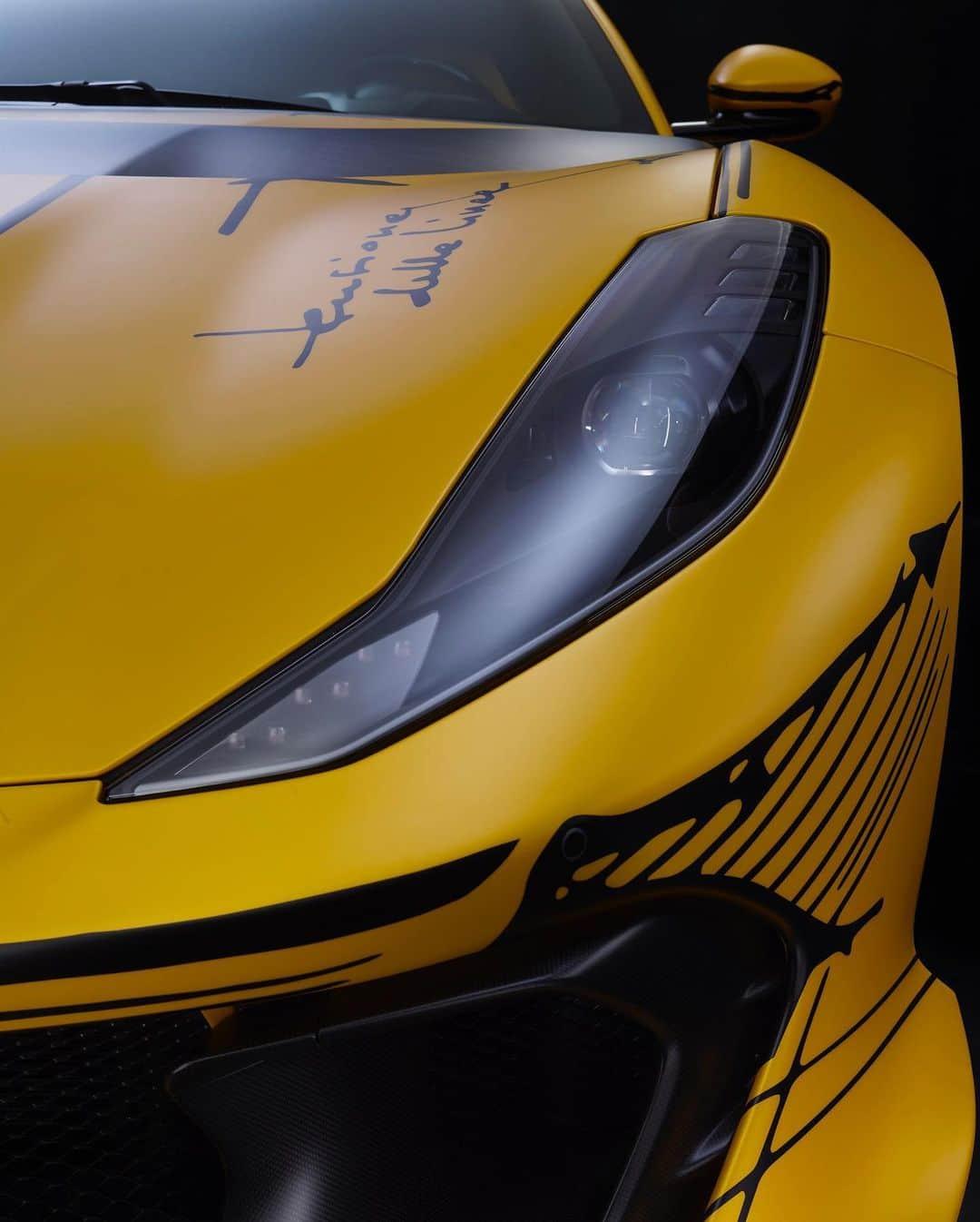 Ferrari USAさんのインスタグラム写真 - (Ferrari USAInstagram)「An exclusive view of this one-of-a-kind #Ferrari812Competizione. On the #FerrariTailorMade model, in matte Giallo Tristrato, the lines and its most iconic details have been traced in matte Nero DS Sketch. The new-generation Alcantara® that covers the cockpit, composed of 65% recycled polyester, is embellished with design sketches that have been embroidered directly onto it using an innovative technique.   The model will be auctioned for charity at the Ferrari Gala in New York City this October.   #Ferrari」9月16日 3時58分 - ferrariusa