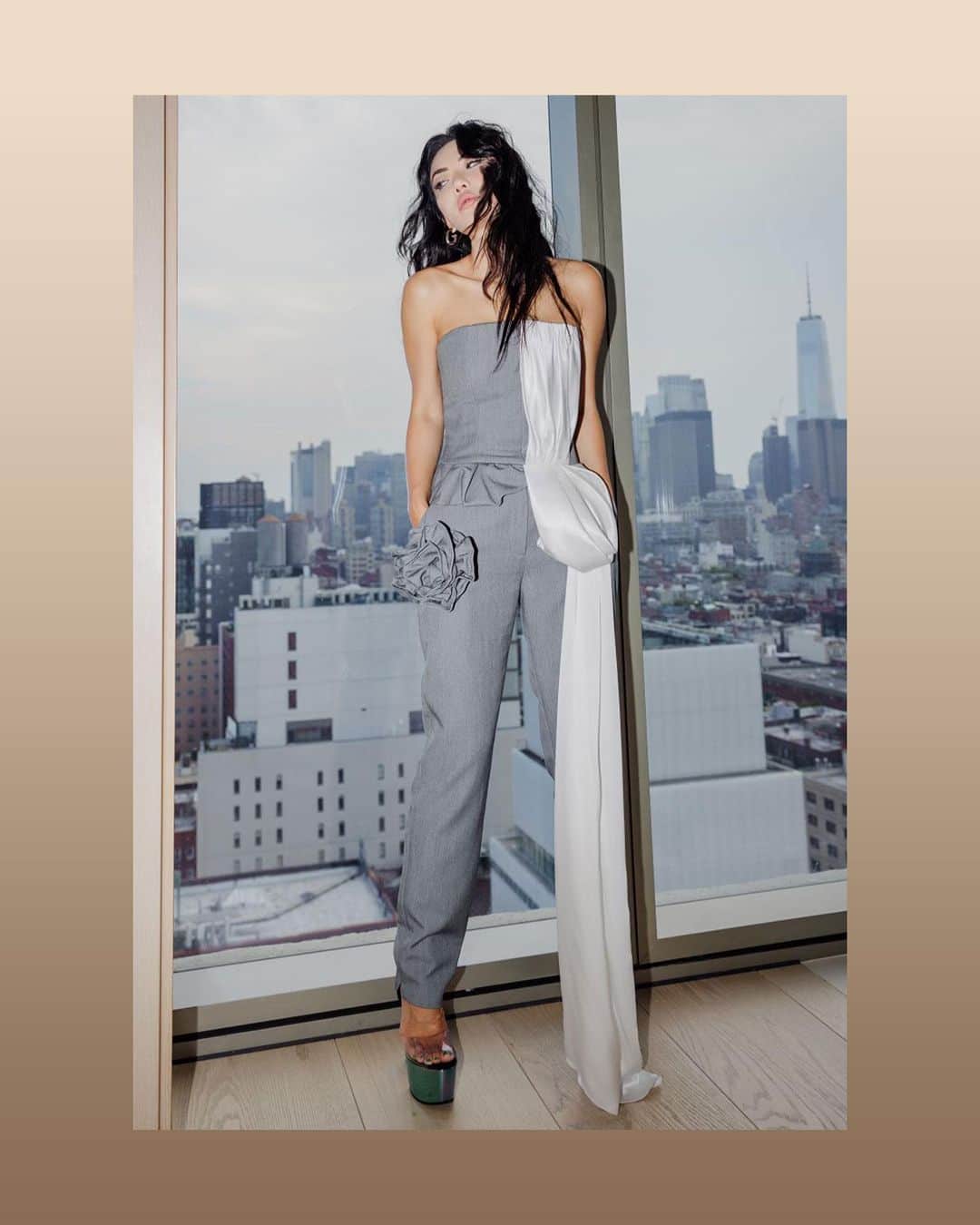 Giuseppe Zanotti Designさんのインスタグラム写真 - (Giuseppe Zanotti DesignInstagram)「Shoes & the City. Direct from #NYC, see who wore #GiuseppeZanotti while out and about for #NYFW.」9月16日 4時00分 - giuseppezanotti