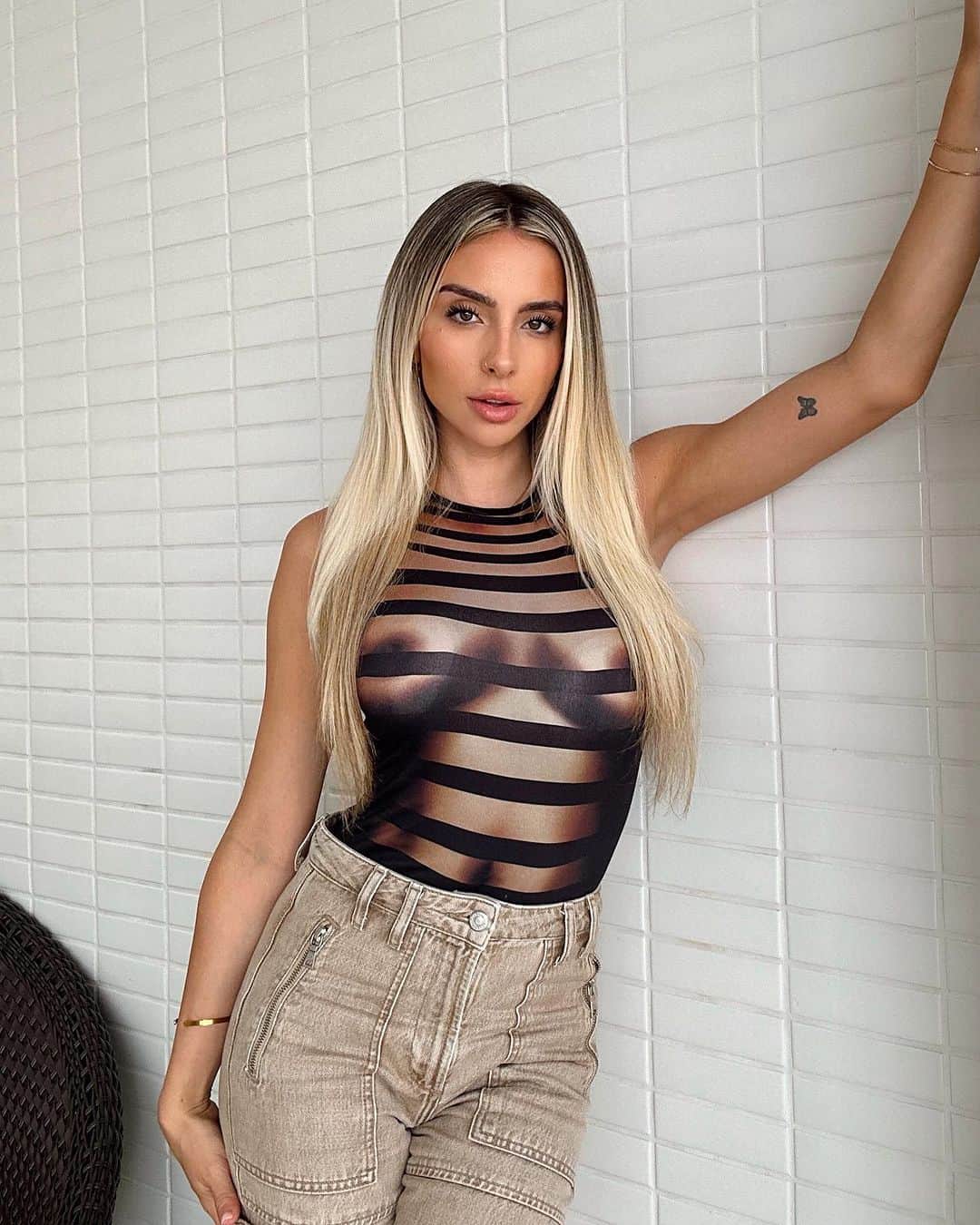 Bruna Rangel Limaさんのインスタグラム写真 - (Bruna Rangel LimaInstagram)「Made you look 👀 @fashionnova」9月16日 4時54分 - xoobruna