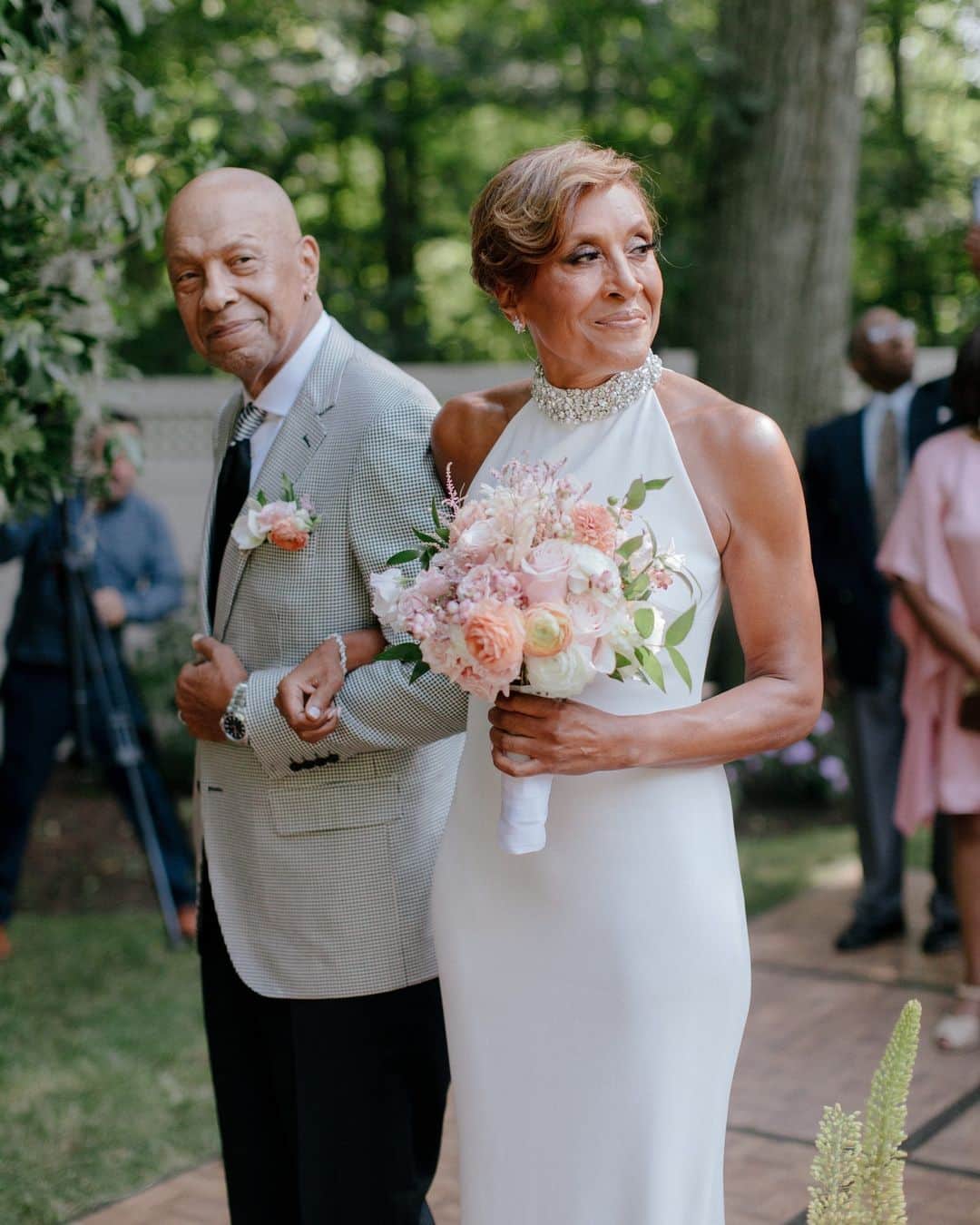 New York Times Fashionさんのインスタグラム写真 - (New York Times FashionInstagram)「Robin Roberts and Amber Laign were wed Sept. 8 in an intimate ceremony at their home in Farmington, Connecticut. The newlyweds spoke to The New York Times in an exclusive interview about their relationship.  The couple first met in 2005 when their mutual friends set them up on a blind date. Laign had previously watched the “Today” show rather than “Good Morning America,” the program hosted by @robinrobertsgma. “I didn’t know who she was,” Laign said.  The couple bonded over their differences, and now, they are embracing the spotlight together. “I could not have imagined as a young girl growing up in Mississippi that I’d be sitting here with you in New York City, with my fiancée who is a woman, and freely, openly and passionately talking about it,” Roberts said.  Read more from @sadibahasan about Robin Roberts and Amber Laign’s love story. Photos by Chris J. Evans」9月16日 6時00分 - nytstyle
