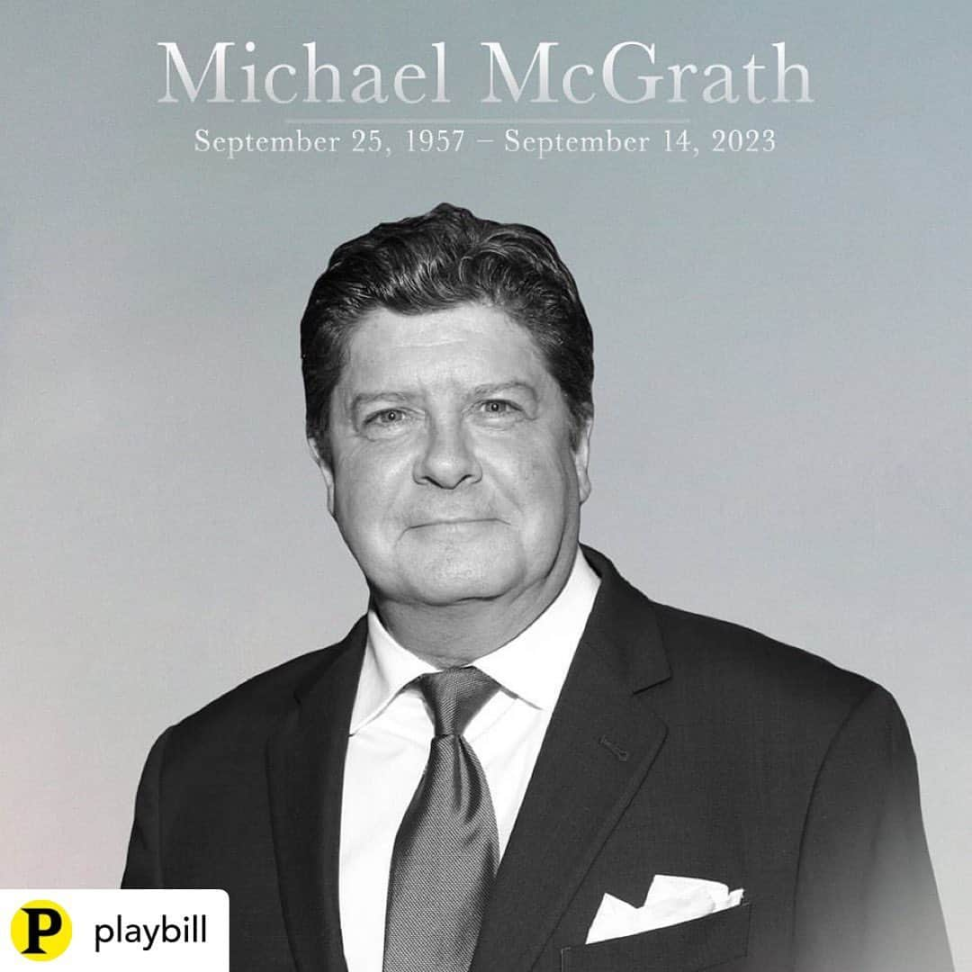 ザッカリー・リーヴァイのインスタグラム：「Two bum knees. That’s what he had. After years and years of throwing himself headlong into theater, dancing, pratfalling, entertaining with every ounce of his being, and sacrificing his body for the audience’s pleasure, his legs were barely hangin on. But despite the constant pain and discomfort he was in, you would never hear him complain. You would never feel him hold back or half ass anything in his track. There he was, every day, with a smile on his face and a genuine warmth is his heart that would ease your spirit and calm your nerves. I know it did mine.   I only got to spend about 6 months of my life in his orbit, but I’m so grateful that I did. I had a lot of fears jumping into She Loves Me. I was still very green when it came to Broadway, and was stepping into a role in a production surrounded by multiple Tony Award winners, including Mike himself. And he so selflessly and effortlessly took me under his wing and helped me feel welcome. Helped me feel like I belonged there, sharing that stage, enjoying the journey. He was my Sipos, and I was his Georg, and for that I will be eternally grateful. Two bum knees, a heart the size of Texas, and talent oozing from every pore of his being. That’s what he had. 🙏  • @playbill Playbill is saddened to report that Tony-winning Broadway actor Michael McGrath has passed away. Our condolences go out to his family and friends.」