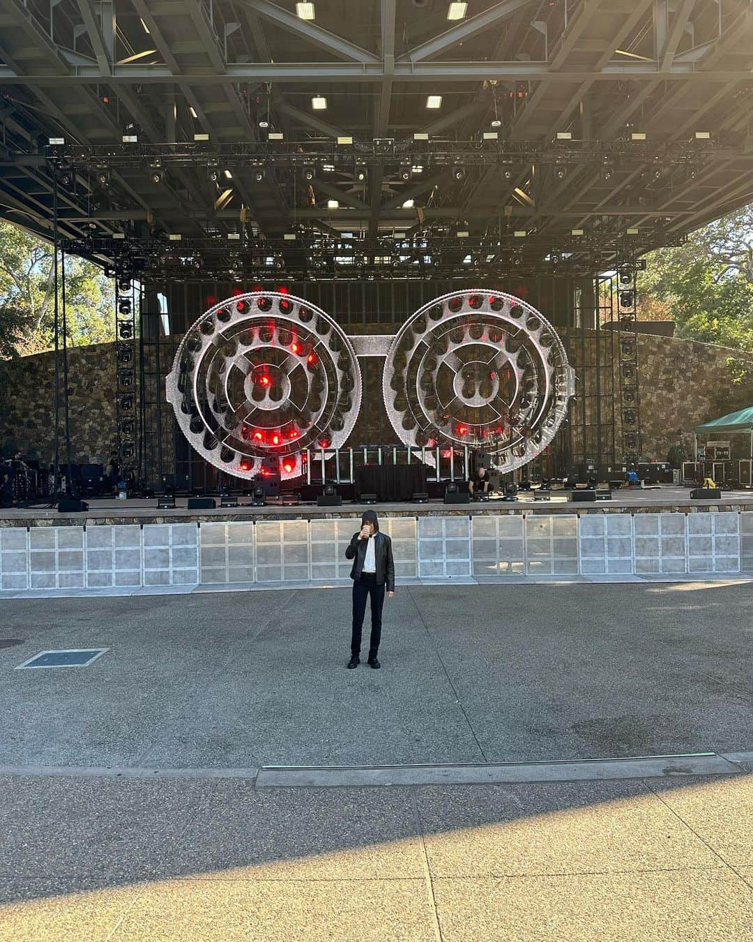 REZZさんのインスタグラム写真 - (REZZInstagram)「Just a lil soundcheck for tonight. One of my fav venues in the world.. frost Amp. Bringing the spectacle ! See u tonight」9月16日 8時03分 - officialrezz