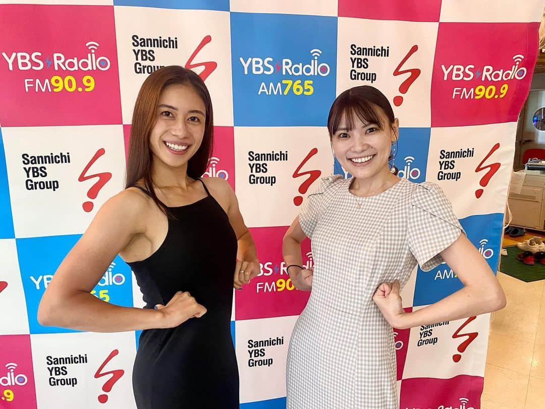 のインスタグラム：「. 森川真帆ちゃん (@maho_morikawa ） . 10月からYBSラジオ 「うるさごぜん」(金)を担当してくれます！ 昨日のキックスにゲストで来てくれました☺️🙏 . 実はアナウンススクールの後輩なのです✨卒業してからだいぶ経ちましたが、こんなご縁があるなんて嬉しい限りです☺️🫶 . ぜひ、10月からのうるさごぜんも聴いてくださいね♪ . #ybsラジオ #ラジオパーソナリティ #パーソナリティ #radio #radiko #radikoプレミアム」