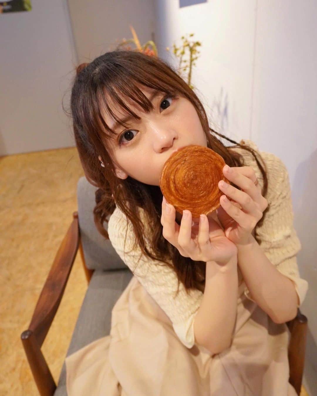 馬嘉伶さんのインスタグラム写真 - (馬嘉伶Instagram)「🍵  #🧡  この前、撮影後半年ぶりに友達に会いました 友達のおすすめのカフェに行ってみましたが コーヒーもプレーンが美味しかった😆  お洋服は全身F i.n.tでしたよ🧚🏻‍♀️  #MONNAKA #MONNAKACOFFEE #東京 #東京カフェ #門前仲町 #門前仲町カフェ  #お出かけ #久しぶりの #カフェ巡り #☕️  #Fint #ananotherangelus #フィント #アンアナザーアンジェラス #フィントコーデ #fashion #ootd」9月16日 19時39分 - macyacyarin