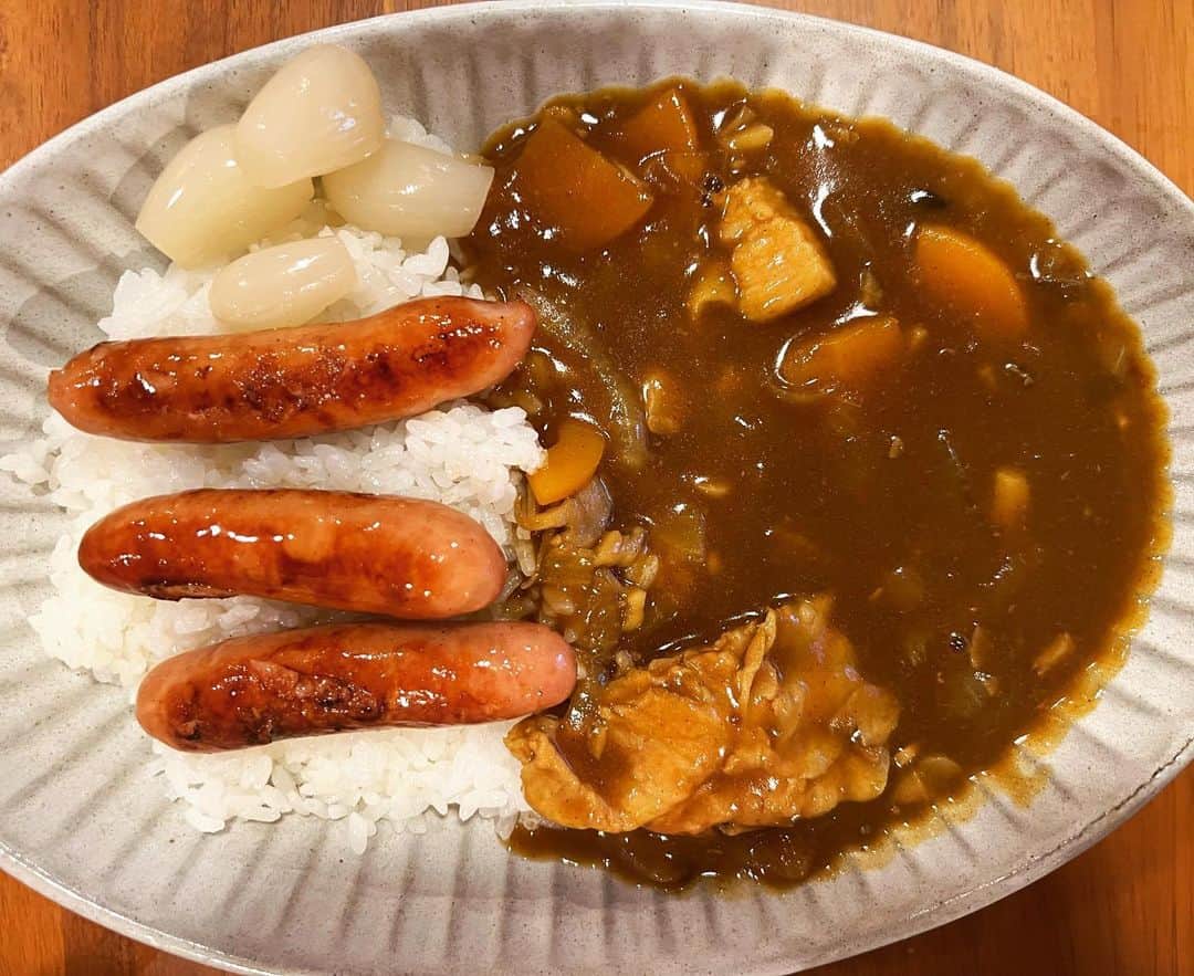 バカリズムのインスタグラム：「優勝。」