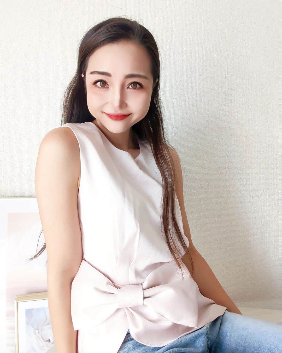 のインスタグラム：「おつかれさま😊 . . . 9/30まで、 お買い上げ金額1～5,999円までは15%OFF、6000円以上は20%OFF ♥クーポンコード→→23FWJP45 ひろみの着用商品を載せておくね😊♥ . MOTF PREMIUM リボンディテールブラウス 16868229 . . sponsored  @Shein_japan　@Shein_official #SHEINforAll  #SHEINpartner  #ad . .  #秋服　#秋服コーデ #お花すきな人と繋がりたい 　 #秋コーデ　#デニムコーデ　#旅行コーデ #デニム　#denim　#ワンピース #yoga#筋トレ#ダイエット#ボディーメイク #筋トレ女子#ダイエット仲間募集　 #kyoto #京都　#kyotojapan」