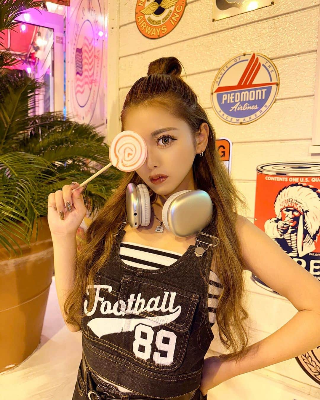 なかむらあんのインスタグラム：「🍭🎧🩷  久々の大慶園〜🏀  友達がキャンディ100円でGETしてくれたラッキー😋✌️🍭」