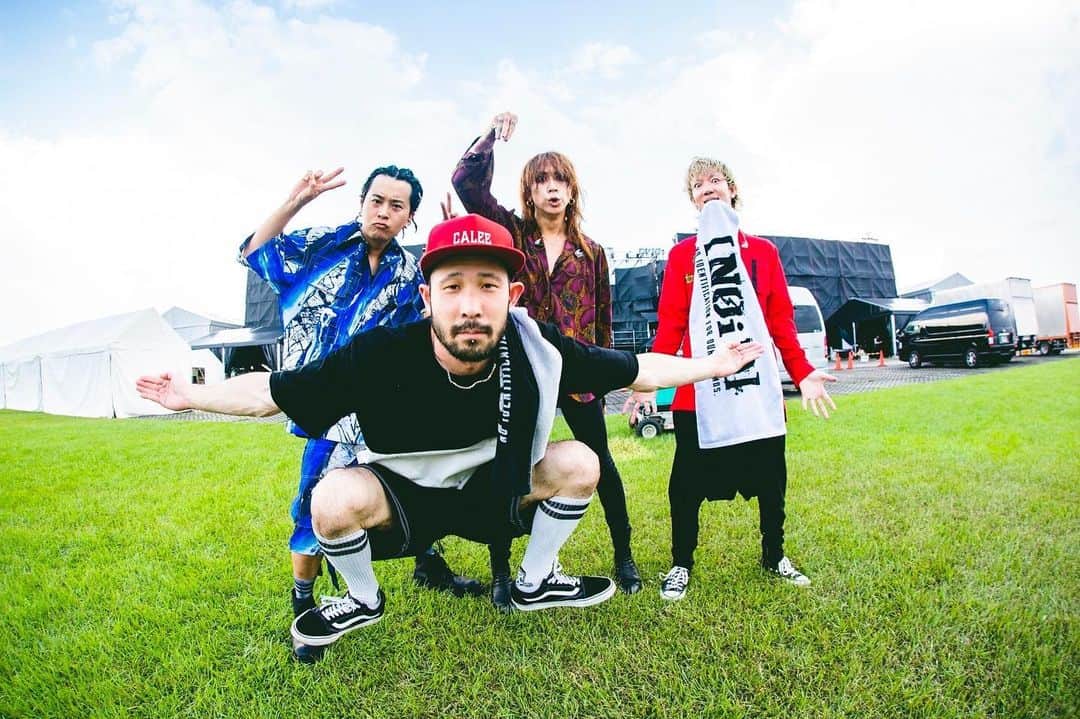 青木カズローのインスタグラム：「SUPER BEAVER、山口ライブ殺影完了。#写殺」