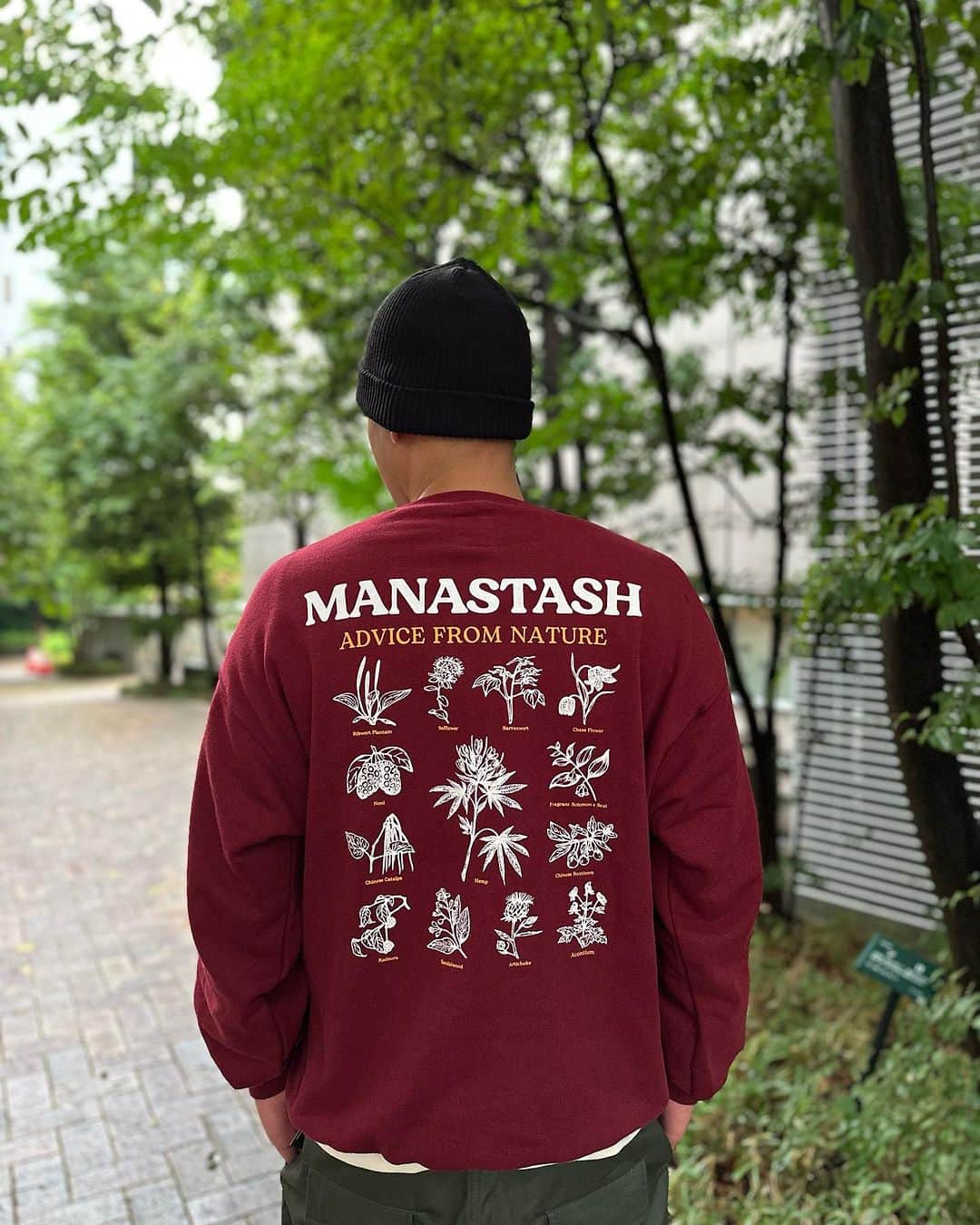 GROW AROUNDさんのインスタグラム写真 - (GROW AROUNDInstagram)「#growaroundnewarrivals  MANASTASH  CASCADE SWEATSHIRTS  HEMP TOUR L/S TEE 設立30周年でリブランディングされたMANASTASHが入荷しました。 素材にはヘンプを使用しています。 ヘンプ素材は着心地、風合い、強度を考慮しています。  CASCADE SWEATSHIRTS  HEMPを中心にした自然からのアドバイスがテーマになっているデザインになります。  HEMP TOUR L/S TEE  1995年にManastashの創設者とその仲間がアメリカでヘンプを広めるツアーを行った時のデザインなっています。」9月16日 18時55分 - growaround