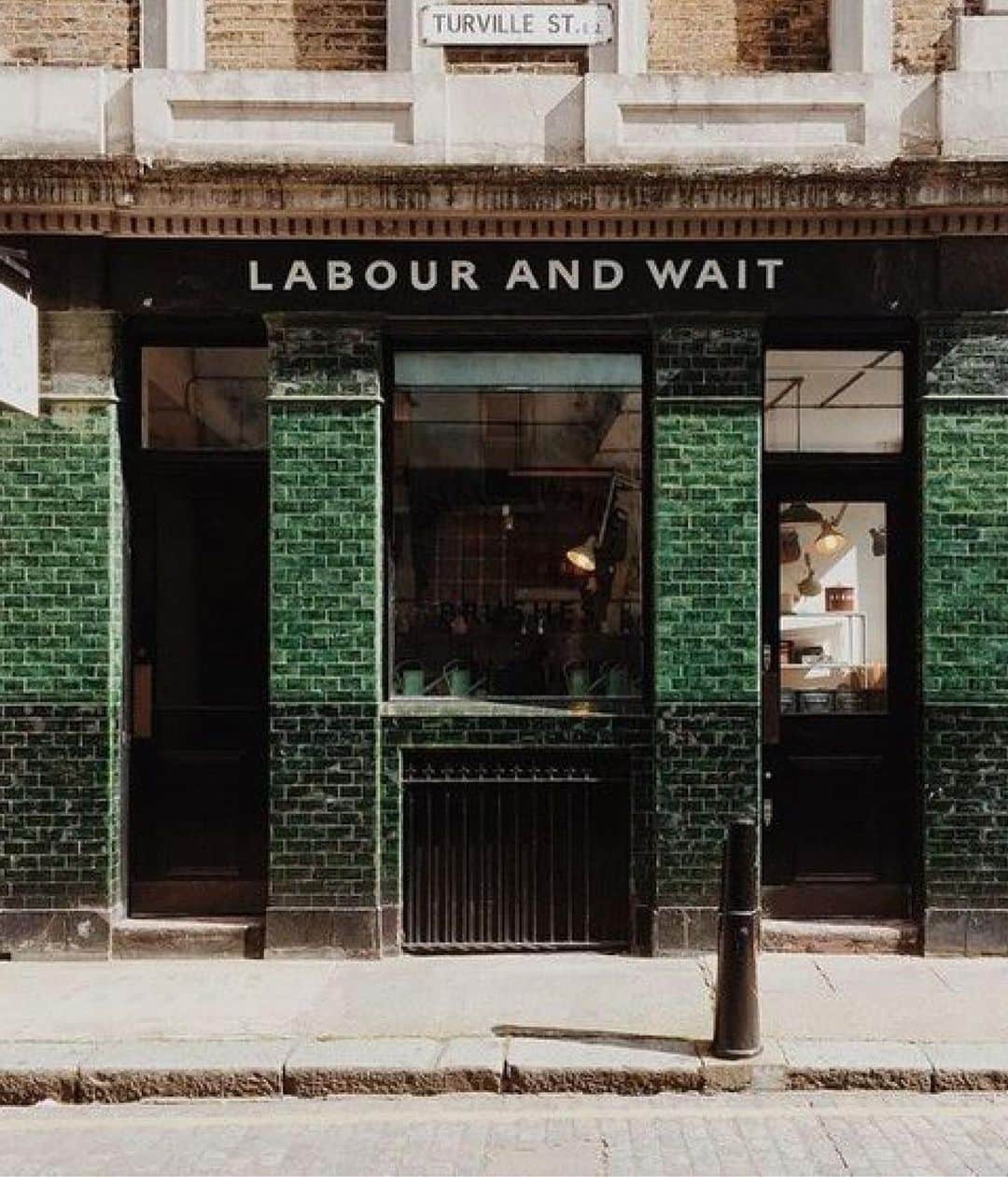 ル・モンサンミッシェルのインスタグラム：「We are so pleased to launch this unique collaboration with @labourandwait.  Starting today, Le Mont Saint-Michel will be hosted in this absolute institution in London's Shordich district: Labour & Wait.  To commemorate this momentous occasion, we've meticulously crafted an exclusive Work Jacket that bridges the Channel's two shores.  LMSM x Labour & Wait Work Jacket  Based on the iconic "Veste Croisée" originating from the 1950s, we've reimagined it with lighter cotton, a rounded collar, and distinctive finishes.  This unique collaboration awaits your discovery at 85 Redchurch St, London E2 7DJ, United Kingdom, and on our respective websites.」