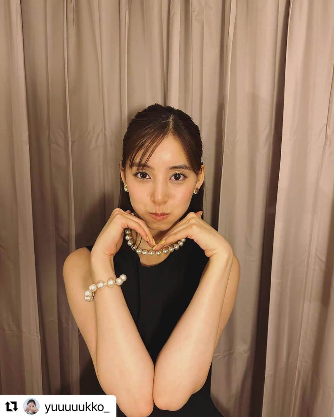 河嶋希のインスタグラム：「#Repost @yuuuuukko_ with @use.repost ・・・ 台湾でのプロモーションが終了しました♡ 温かく迎えてくださって本当にありがとうございました☺️🫶 また絶対に戻ってきます❤️‼︎  台灣促銷已結束♡ 非常感謝大家的熱情歡迎☺ 我一定會回來的！  Our promotion in Taiwan has ended ♡♡♡♡♡♡♡♡. Thank you so much for your warm welcome ☺️🫶 I will definitely come back again ❤️‼︎  dress : @toryburch  Jewelry : @mulberryengland」