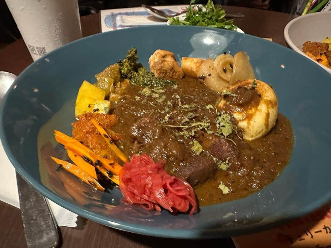 小石田純一さんのインスタグラム写真 - (小石田純一Instagram)「BEAKさんと飲んでからのカレー。ルーなしで。カレーはおつまみです。  #カレー  #beak さん #ドラマー  #バンドマン #ミュージシャン #小石田純一 #お笑い芸人 #ものまね芸人 #酔っ払い」9月16日 19時03分 - koishida.trendy