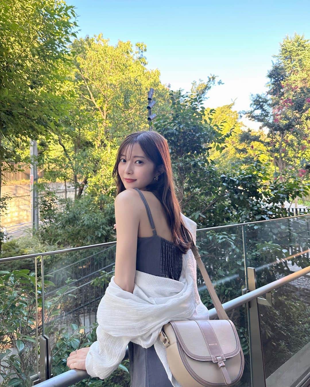 松川星のインスタグラム：「⁡ まだまだタピオカブームです🧋🌿」
