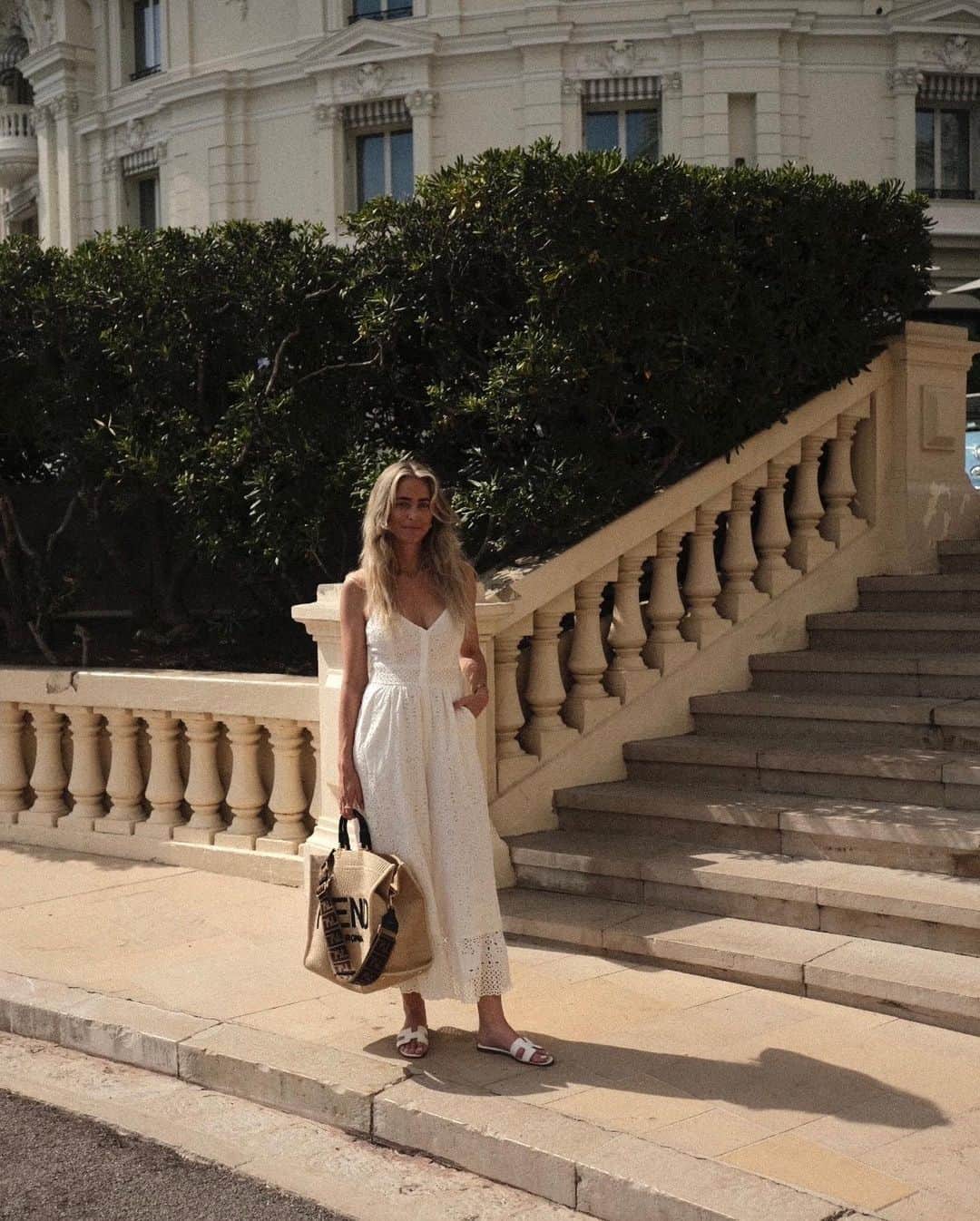 のインスタグラム：「Monaco days with amazing girls 🤍 love being a tourist in my old home country, a very special feeling. ☺️」