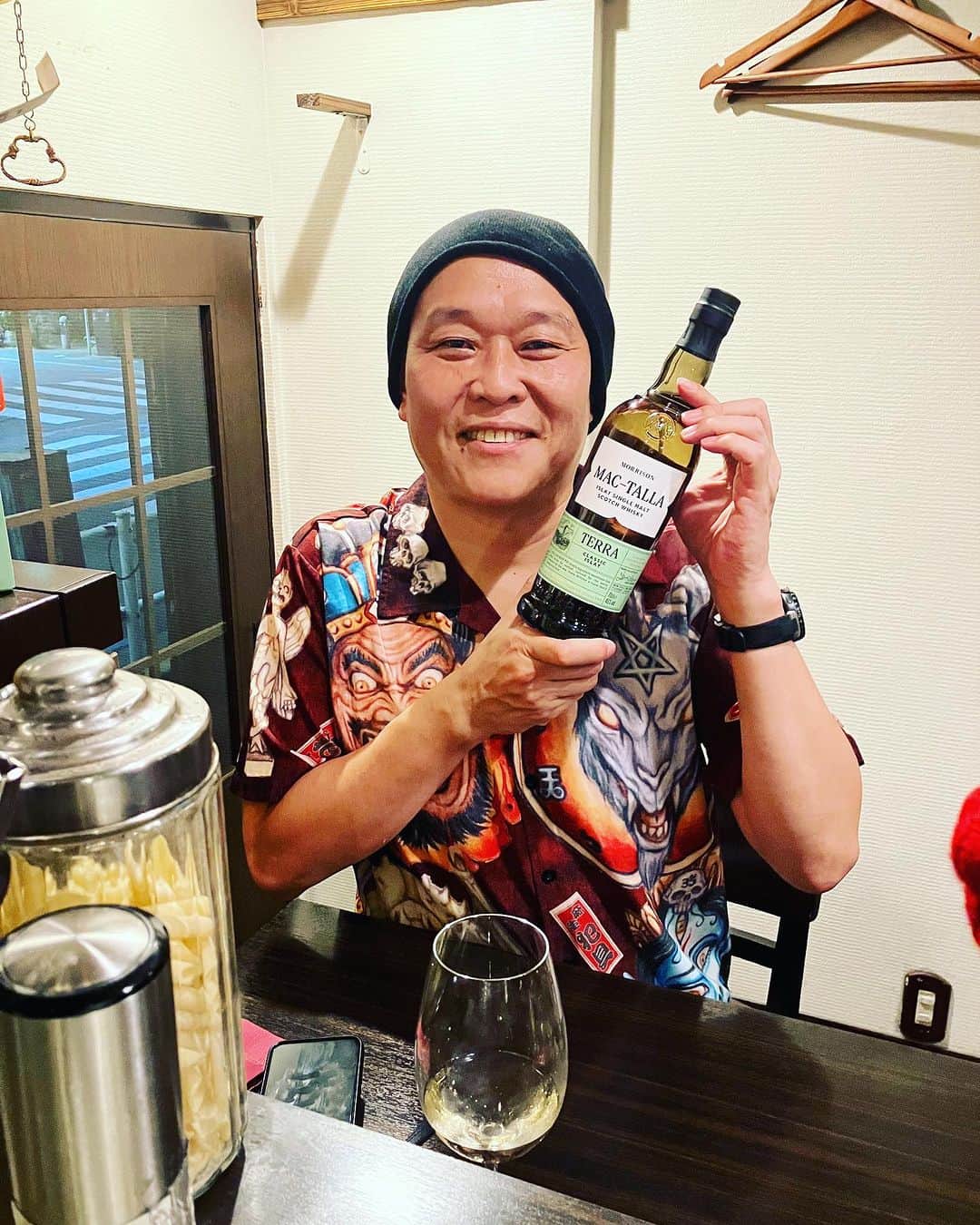 千原せいじさんのインスタグラム写真 - (千原せいじInstagram)「こんなウイスキー頂きました。 #千原せいじ #ウイスキー」9月16日 19時26分 - chiharaseiji