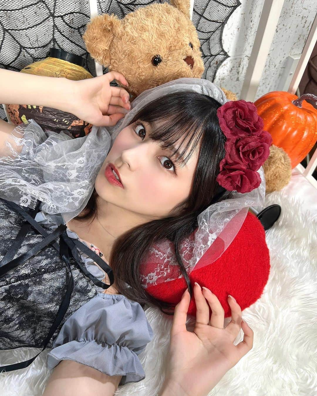 宇咲のインスタグラム：「おはよう…🍎 . . . #アイドル #idol #自撮り #自撮り女子 #他撮り #可愛い #ハロウィン #Halloween #ハロウィンコス #ハロウィンコスプレ #Japanese #japanesegirl #girl #宇咲 #宇咲ちゃん #ババババンビ」