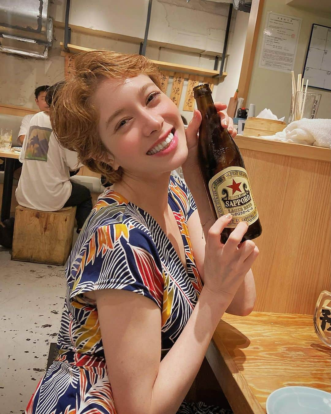 工藤ジェニファー茉侑さんのインスタグラム写真 - (工藤ジェニファー茉侑Instagram)「60分1000円飲み放題　@shumai_nakame   #焼売酒場　#深夜営業 #池尻大橋グルメ #池尻大橋 #池尻グルメ #池尻　#辛いもの好きな人と繋がりたい #渋谷グルメ #ワインバー #ワインスタグラム #和食　#washoku #西麻布　#西麻布グルメ #酒スタグラム #グルメ女子 #グルメスタグラム #グルメ好きな人と繋がりたい #グルメな人と繋がりたい #恵比寿グルメ  #恵比寿 #焼き鳥　#デザート　#瓶ビール　@sapporobeer.jp #中目黒カフェ #中目黒グルメ #中目黒　#シュウマイ」9月16日 10時44分 - jennifermayu_s