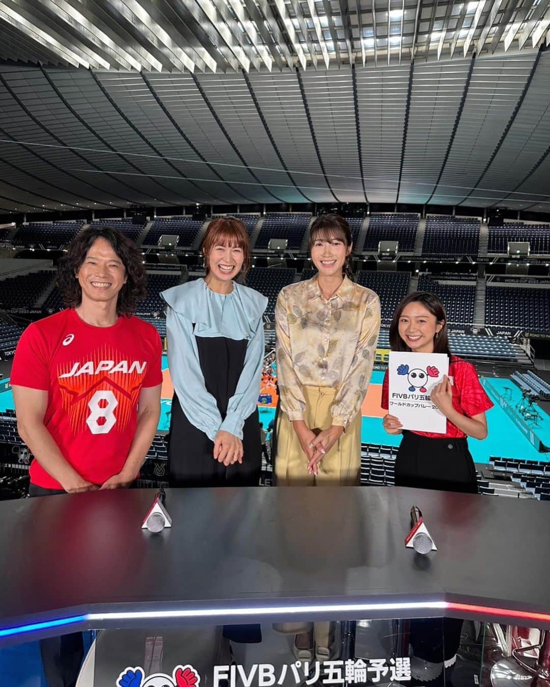 木村沙織のインスタグラム：「. 今日19:25- いよいよオリンピック予選が始まります🤜🏼🤛🏼🏐✨ . 久しぶりの日本開催に有観客！！！ . 生観戦の方もテレビ観戦の方も みんなの日本チャチャチャで選手にエールを☺️📣 . . ここで、決める！！🇫🇷 みんながんばれーーーー😆✊🏼✊🏼✊🏼 . . #ワールドカップバレー」