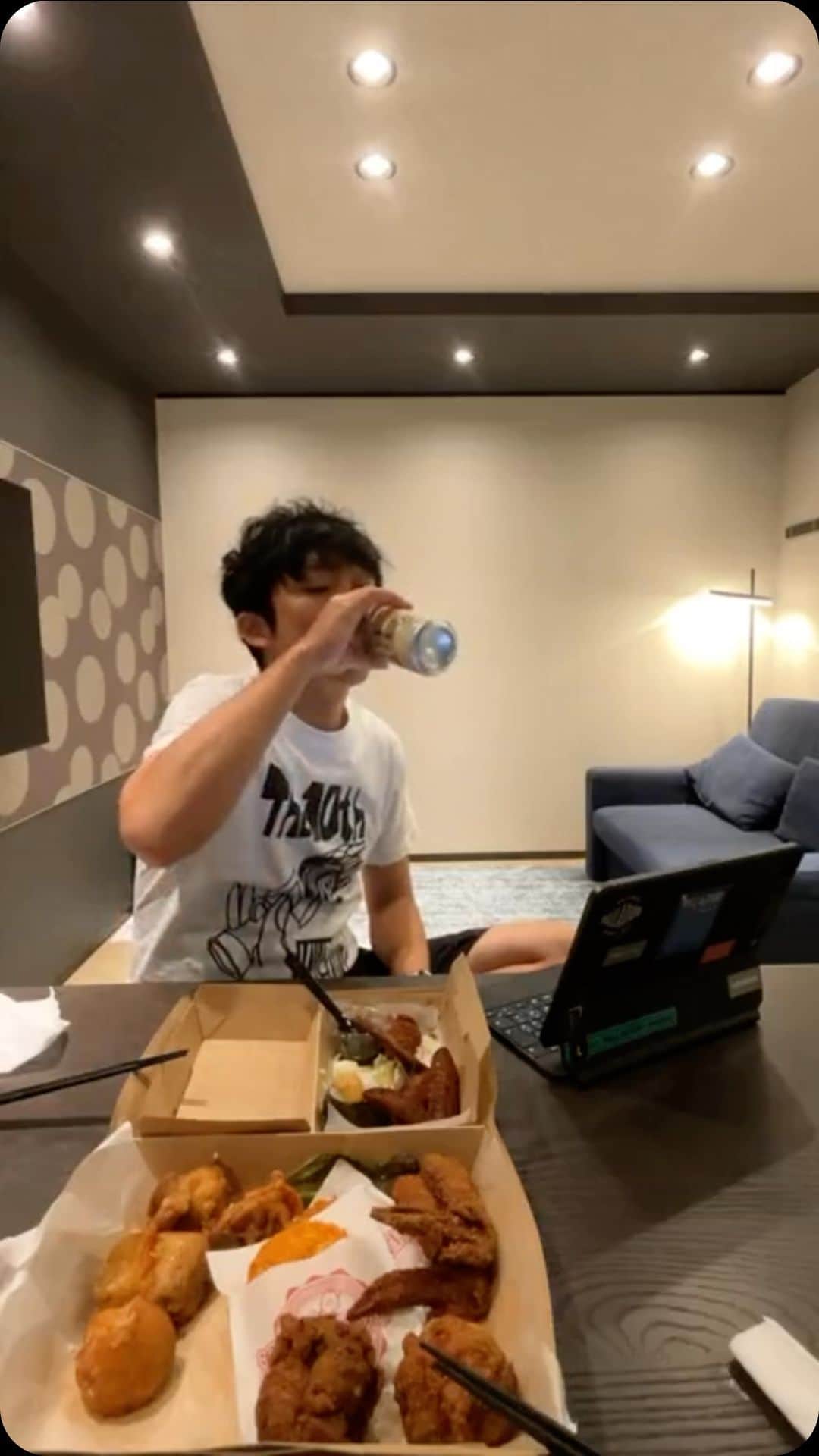 石田明のインスタグラム