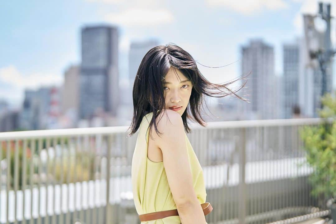 平田純さんのインスタグラム写真 - (平田純Instagram)「#yellow#sunny #summer #model #うなじ #黒髪 #me #photo #photography #背中#beauty #girl#lady #ポートレート#portrait#写真好き#ファッション#fashion #ファッション #fashionmodel #modellife #自分磨き #広告モデル」9月16日 11時10分 - ayabon328