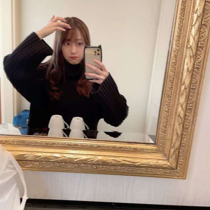 天然かのんのインスタグラム：「ふう〜おはよお〜🌞  肩が痛い🥲🥲🥲  #台湾#av#japanesegirl #japanese#撮影#2023」