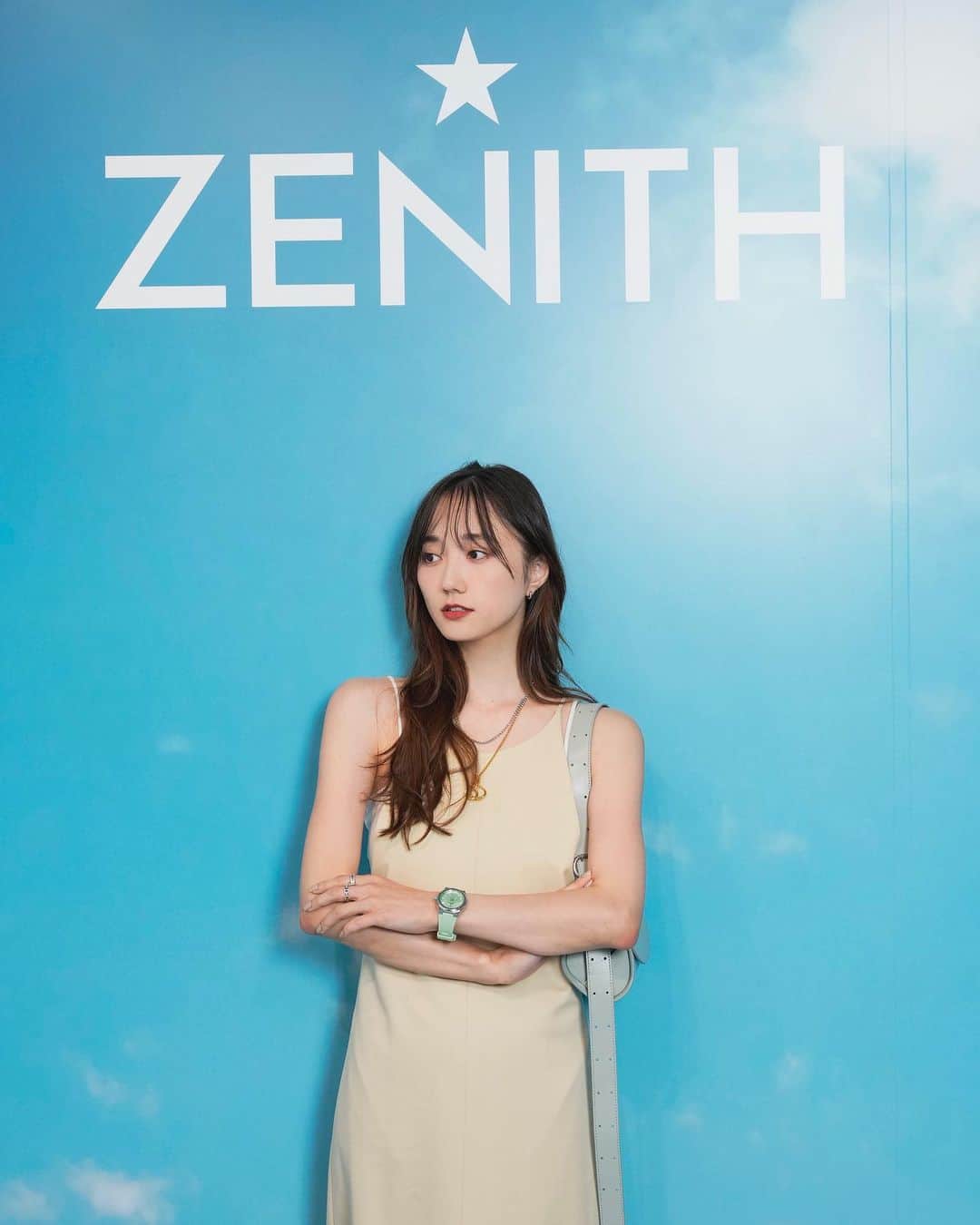 鈴木友菜さんのインスタグラム写真 - (鈴木友菜Instagram)「ZENITH PHOTO EXHIBITION BY LESLIE KEE レセプションへ⌚︎ @zenithwatches 新たに発売するパイロットウォッチ、スポーティで素敵な時計でした すごく賑わっていた写真展10/1(日)までX8ギャラリーにて開催されているので、是非👐🏻  #Zenith #ゼニス #ゼニスパイロット #ZenithXLeslieKee #pr」9月16日 11時33分 - yuuna_suzuki