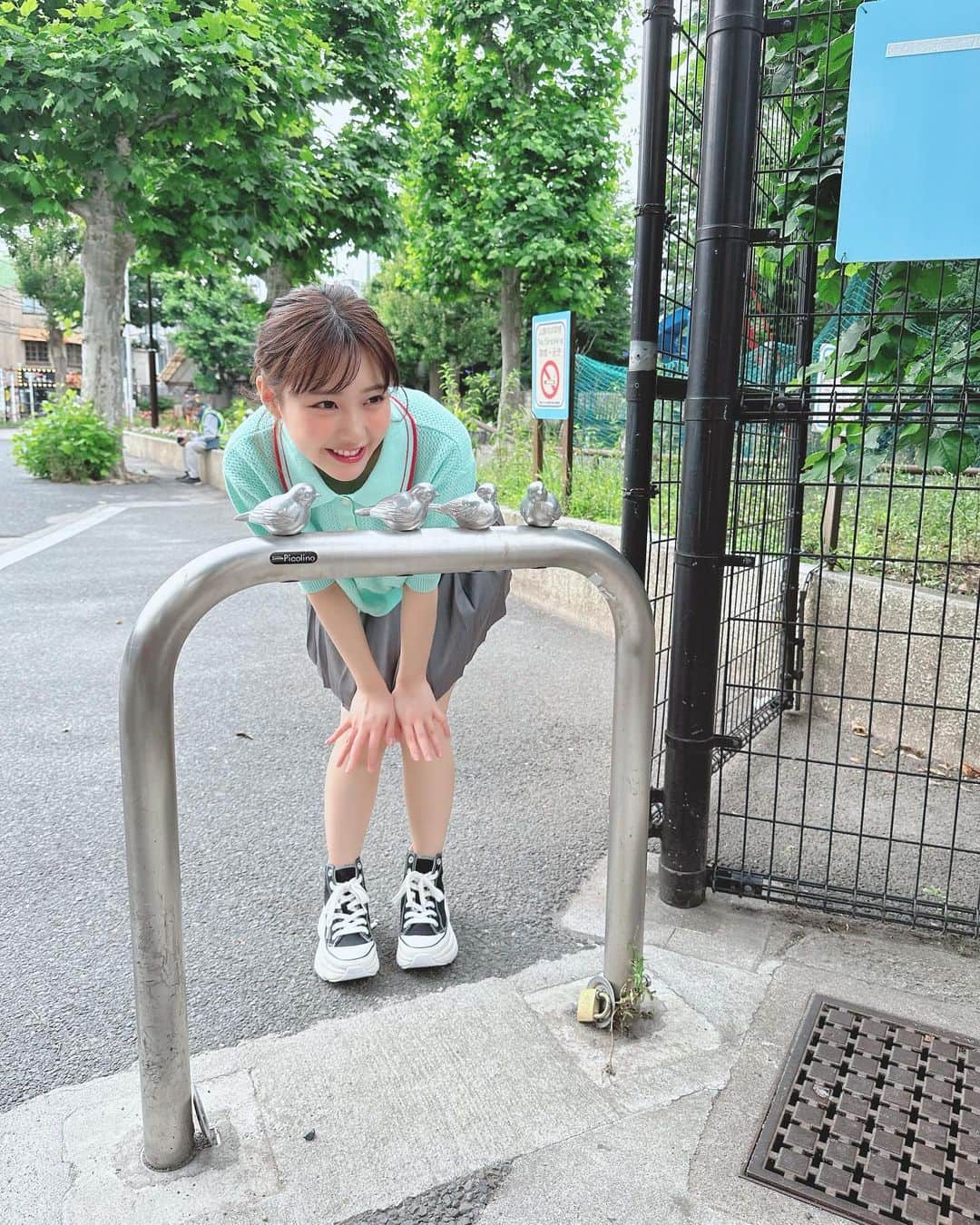田中美久さんのインスタグラム写真 - (田中美久Instagram)「表紙のspa発売中。 このお洋服本当に可愛いですよね〜」9月16日 11時41分 - mikumonmon_48