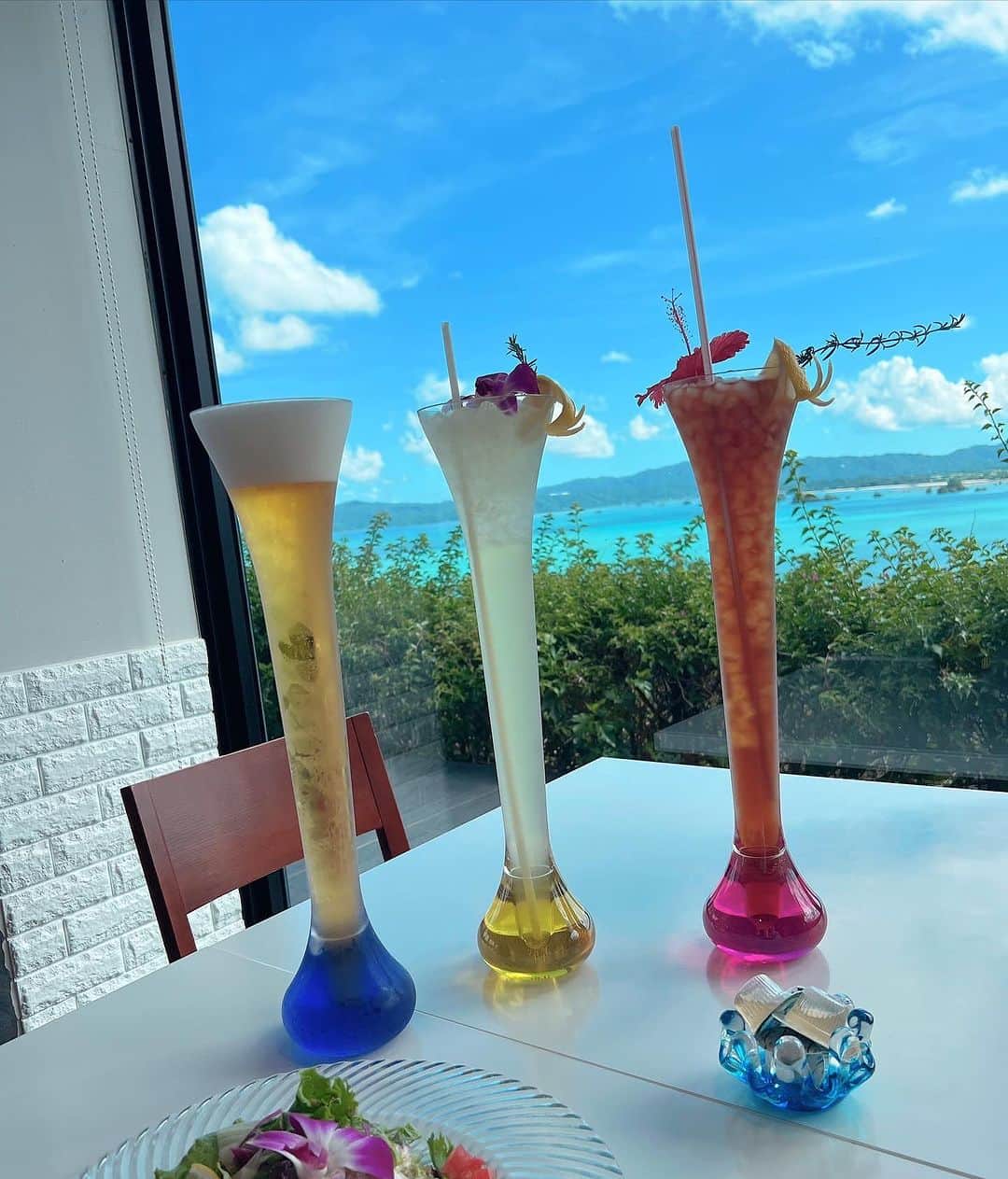 葉加瀬マイのインスタグラム：「古宇利島🏝️ #okinawa  #沖縄 #오키나와 #코우리섬 #古宇利島」