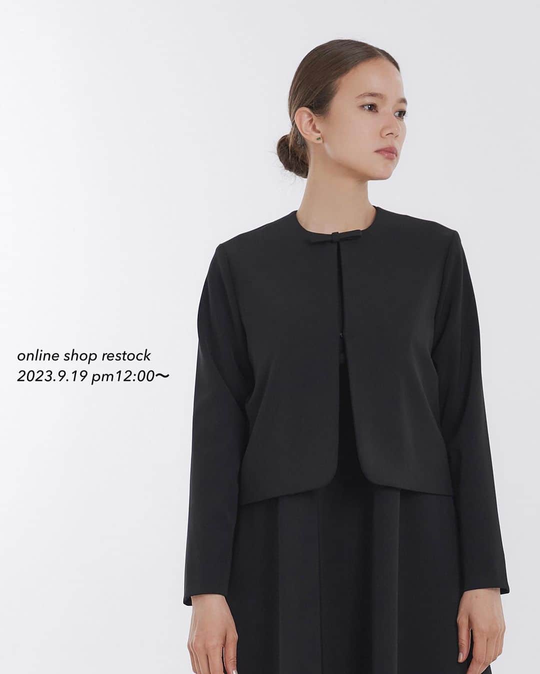 yoriのインスタグラム：「*online shop restock*  2023.9.19 pm12:00〜 下記の商品が再入荷致します！ ワンピースと合わせて 着用できるボレロです！  #フォーマルリボンドレス #フォーマルリボンボレロ  #yori_japan」