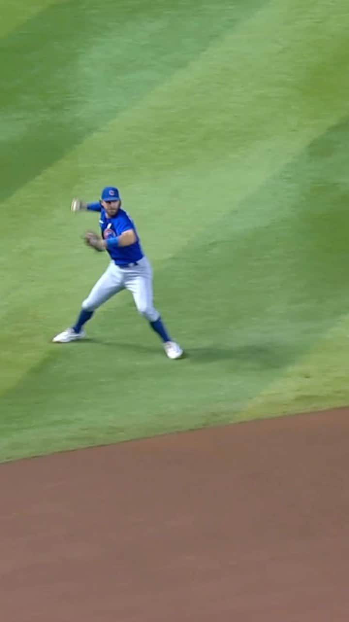 シカゴ・カブスのインスタグラム：「🗣️ Your. Shortstop.」